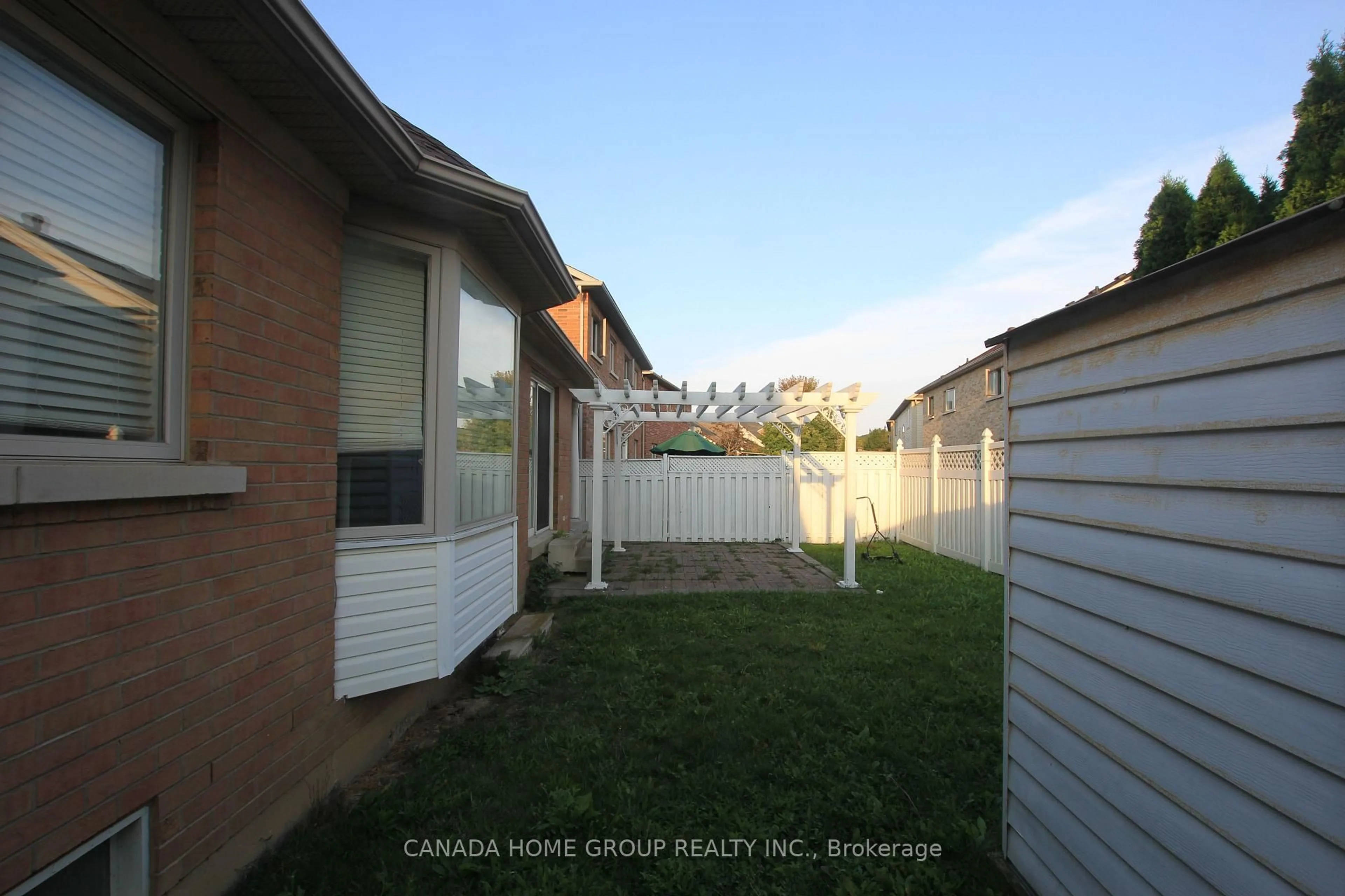 Unknown for 25 Stevens Dr, Niagara-on-the-Lake Ontario L0S 1J0
