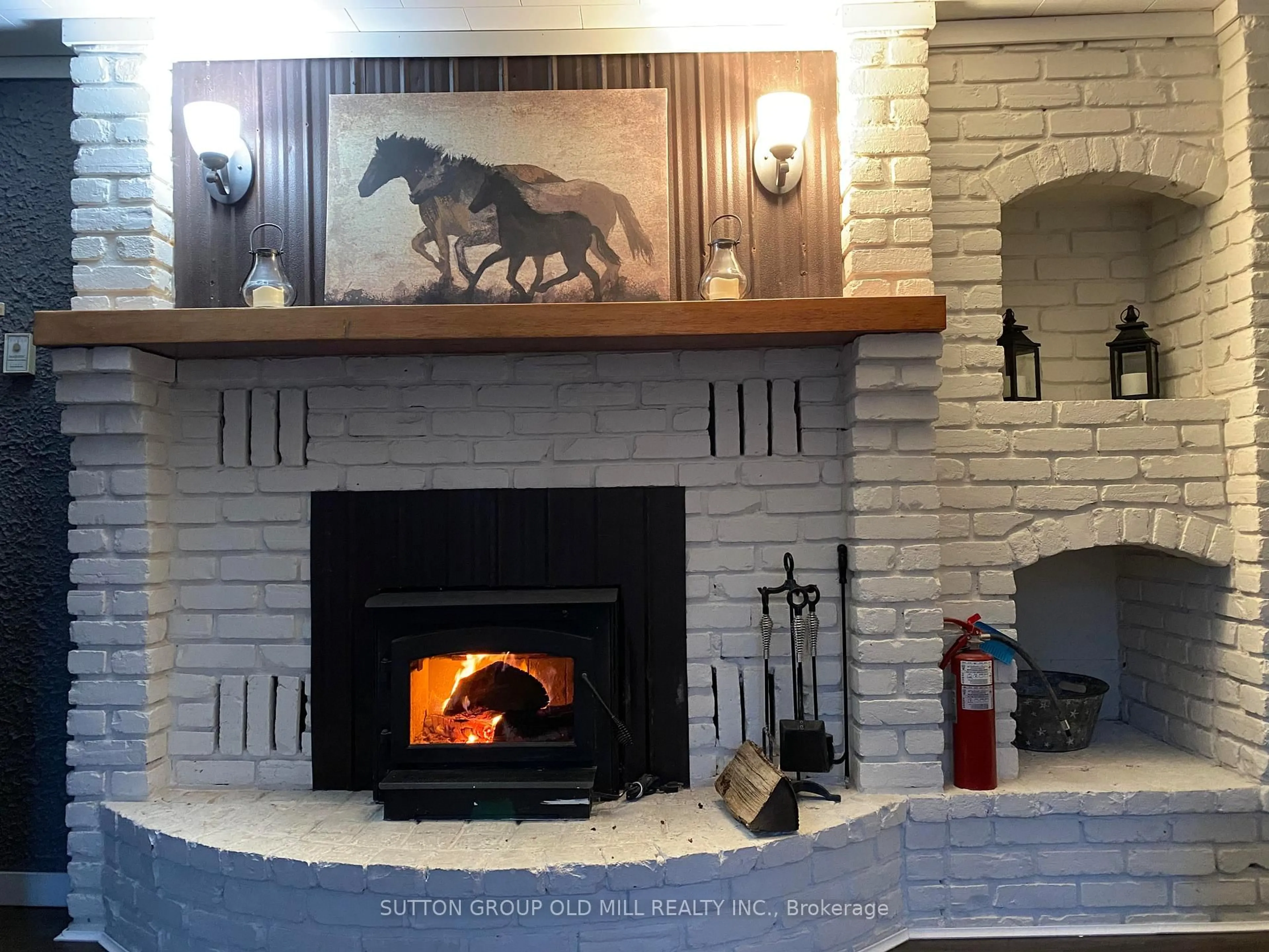 Unknown for 124 Bruce St, Blue Mountains Ontario N0H 2P0