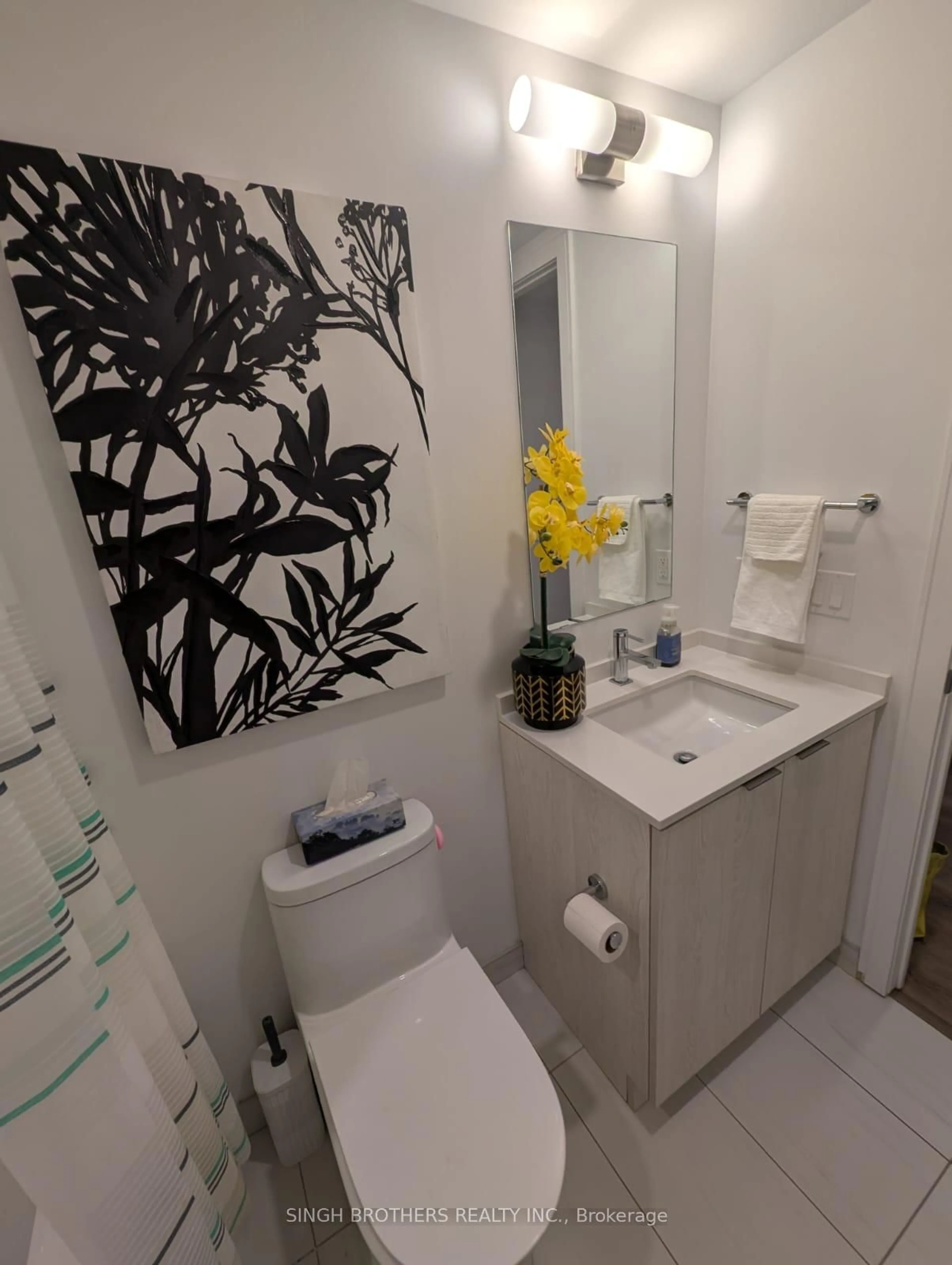 Standard bathroom, unknown for 1 Jarvis St #1319, Hamilton Ontario L8R 3J2