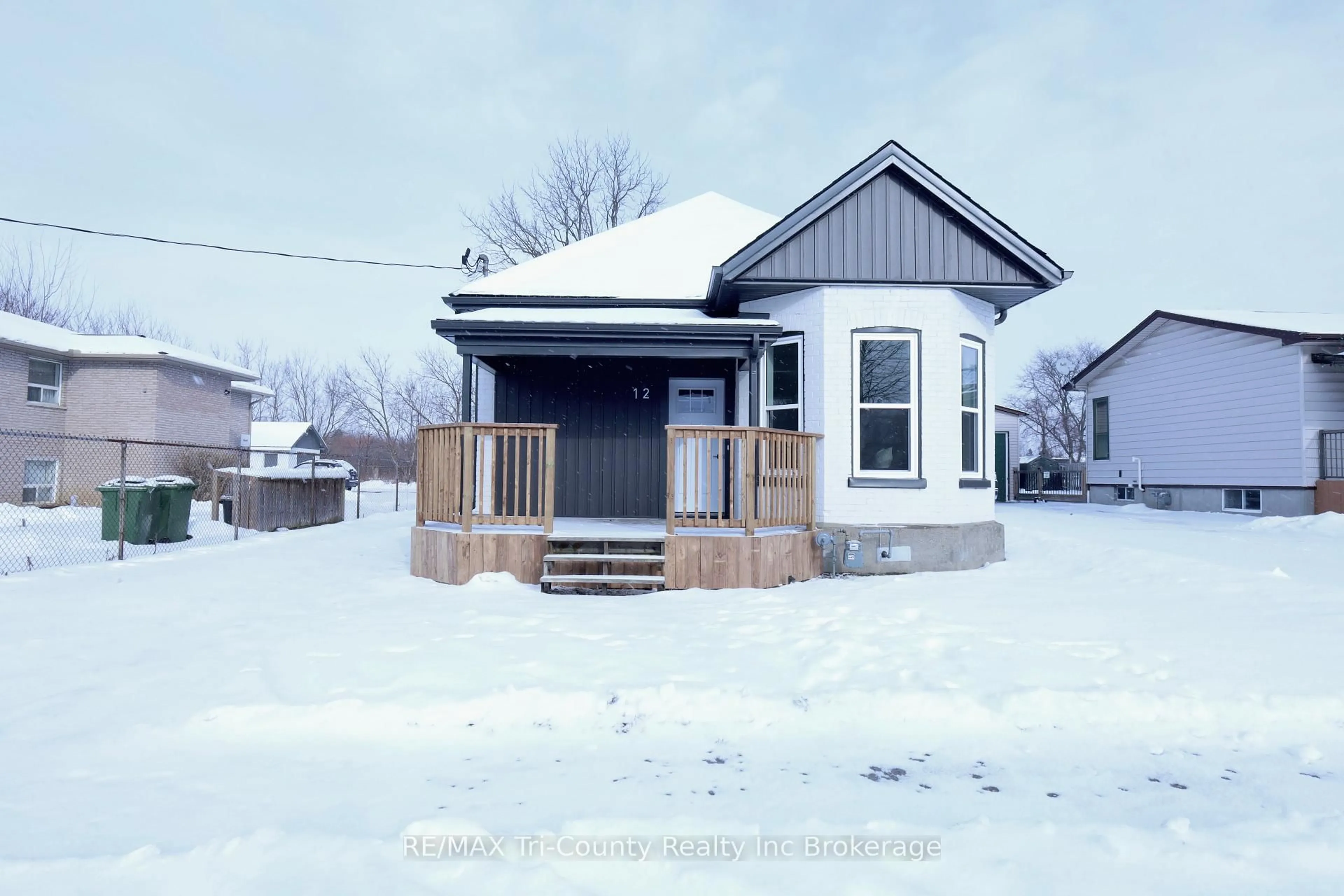 Unknown for 12 Mariam St, St. Thomas Ontario N5P 1W8