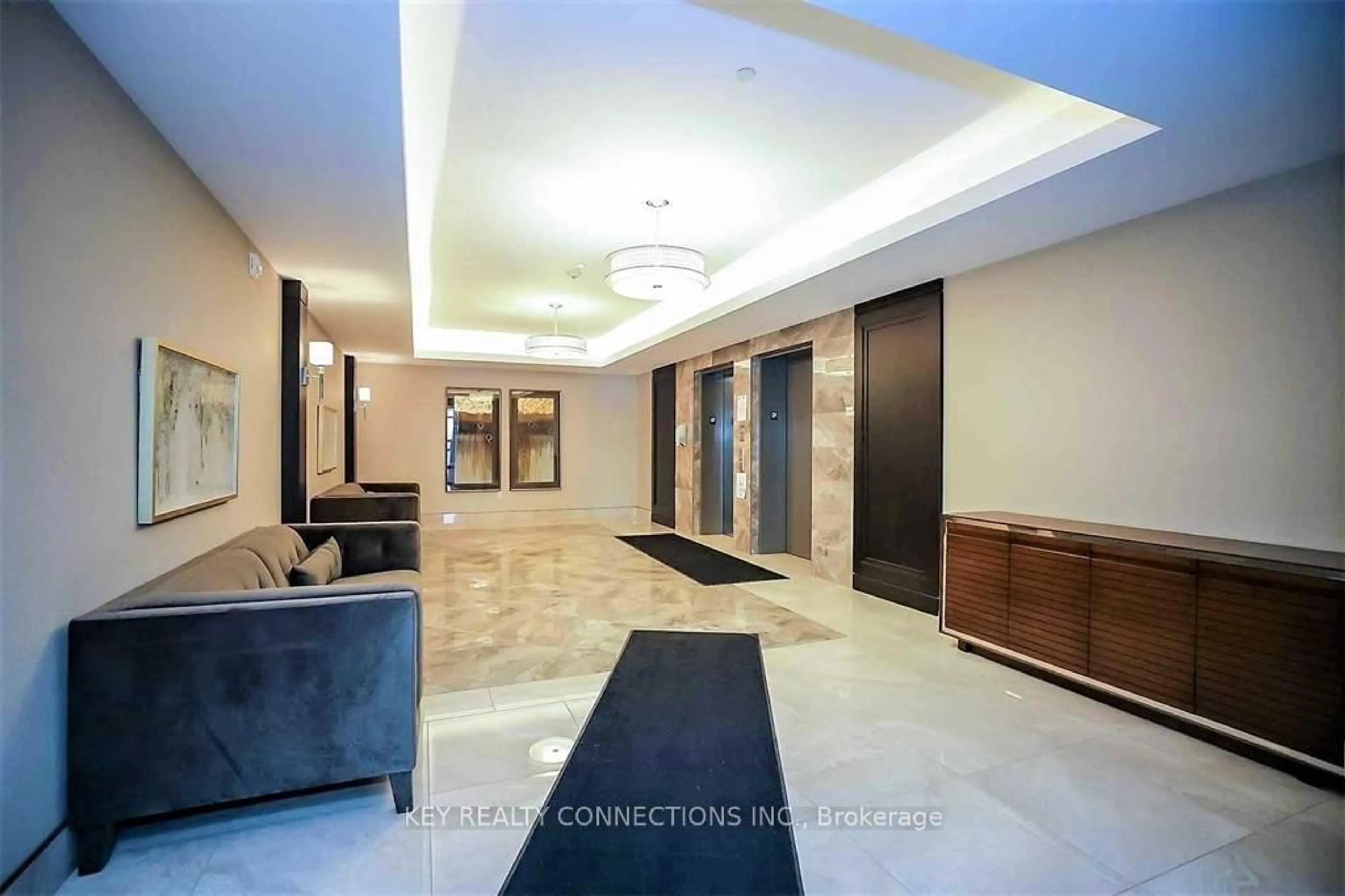 Lobby for 101 Shoreview Pl #225, Hamilton Ontario L8E 0K3