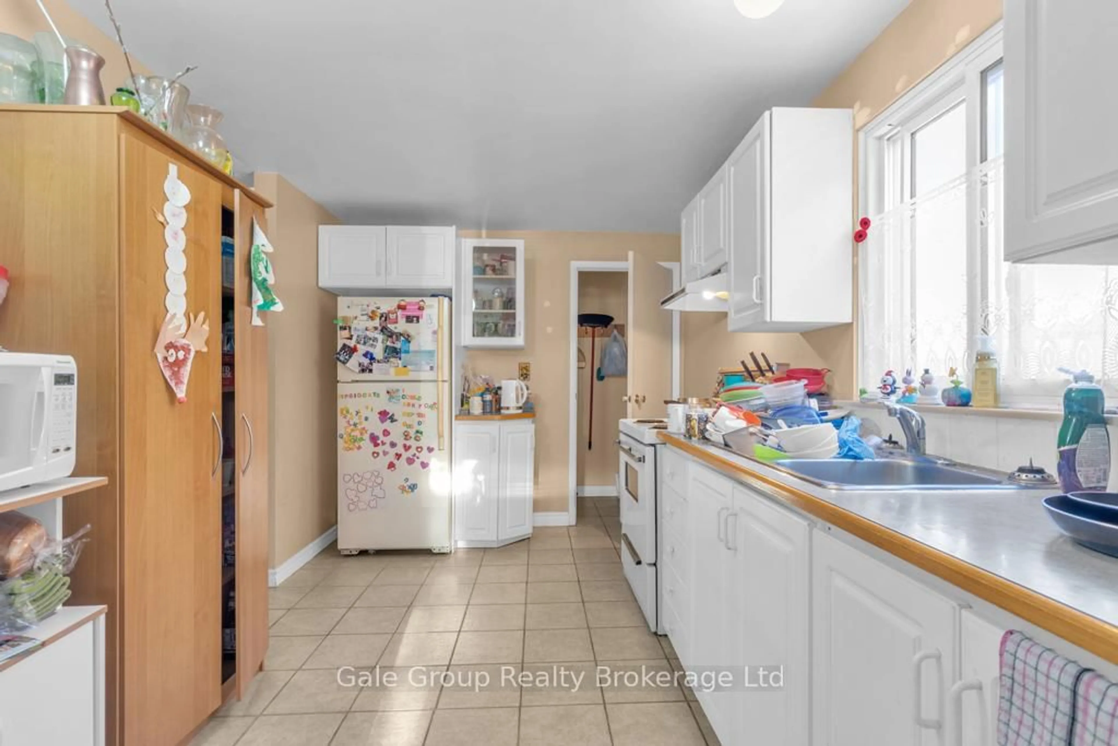 Unknown for 61 Tennyson St, Woodstock Ontario N4S 8B3