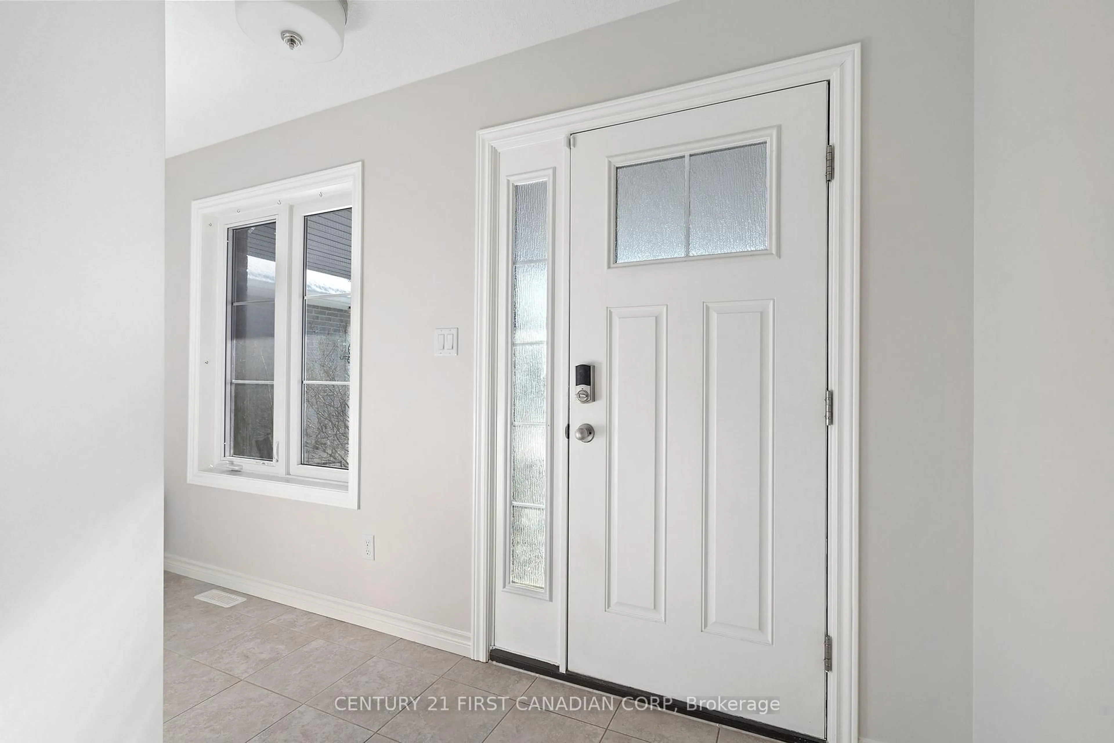 Indoor entryway for 46 Westlake Dr, St. Thomas Ontario N5P 0C6