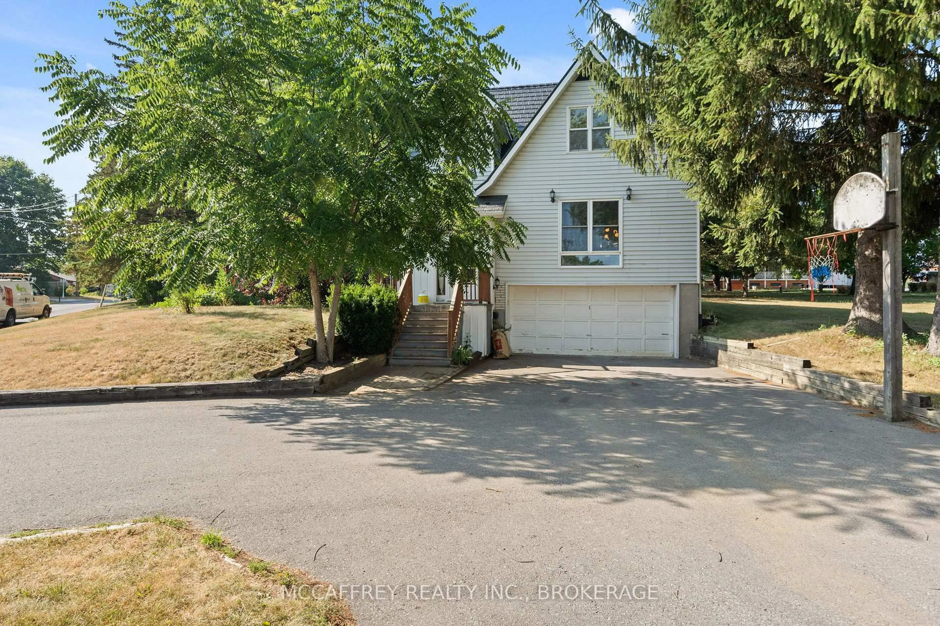 A pic from outside/outdoor area/front of a property/back of a property/a pic from drone, street for 1 SLASH Rd, Greater Napanee Ontario K7R 2Z6