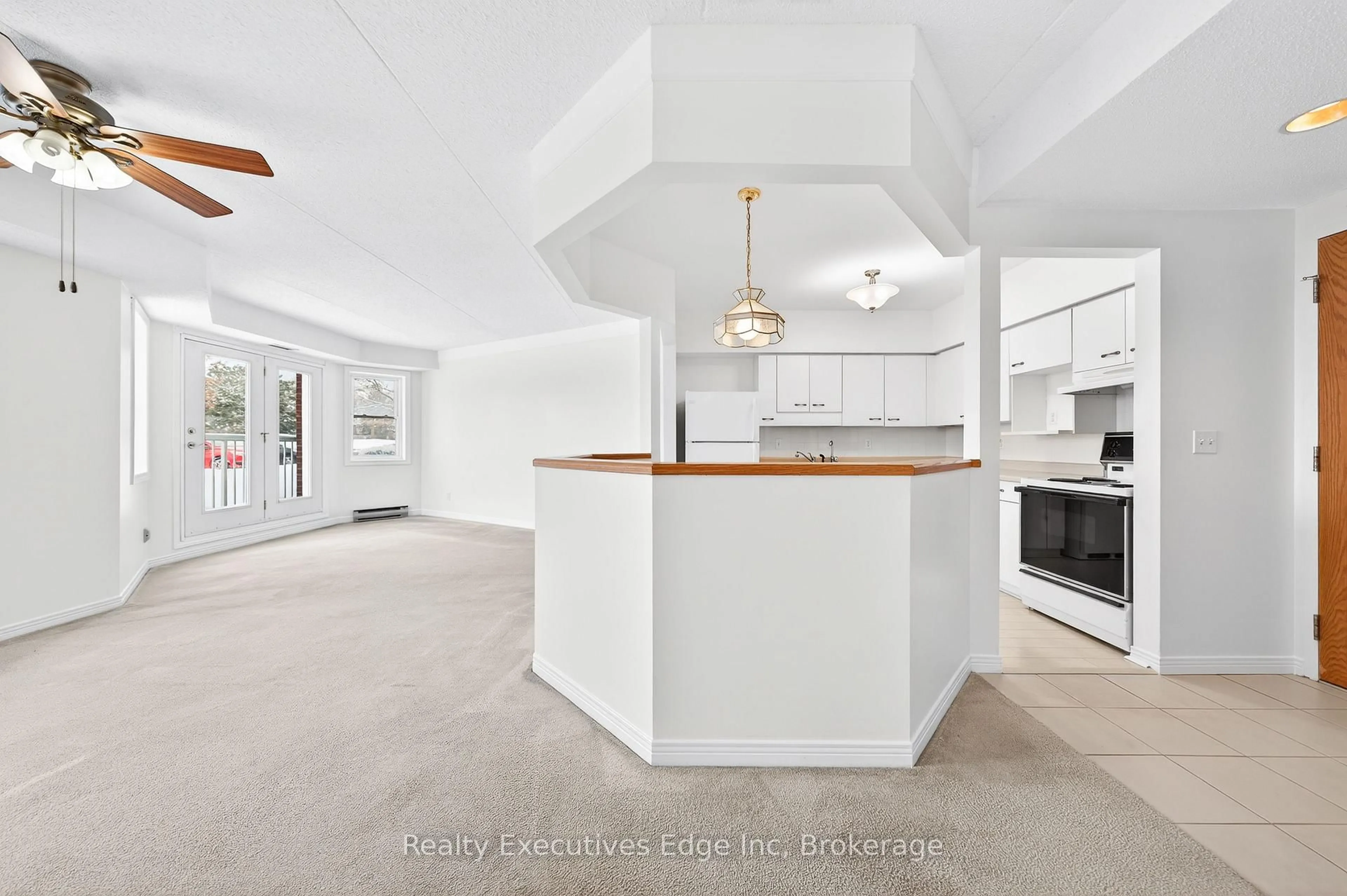 Open concept kitchen, unknown for 208 Silvercreek Pkwy #103, Guelph Ontario N1H 8H2