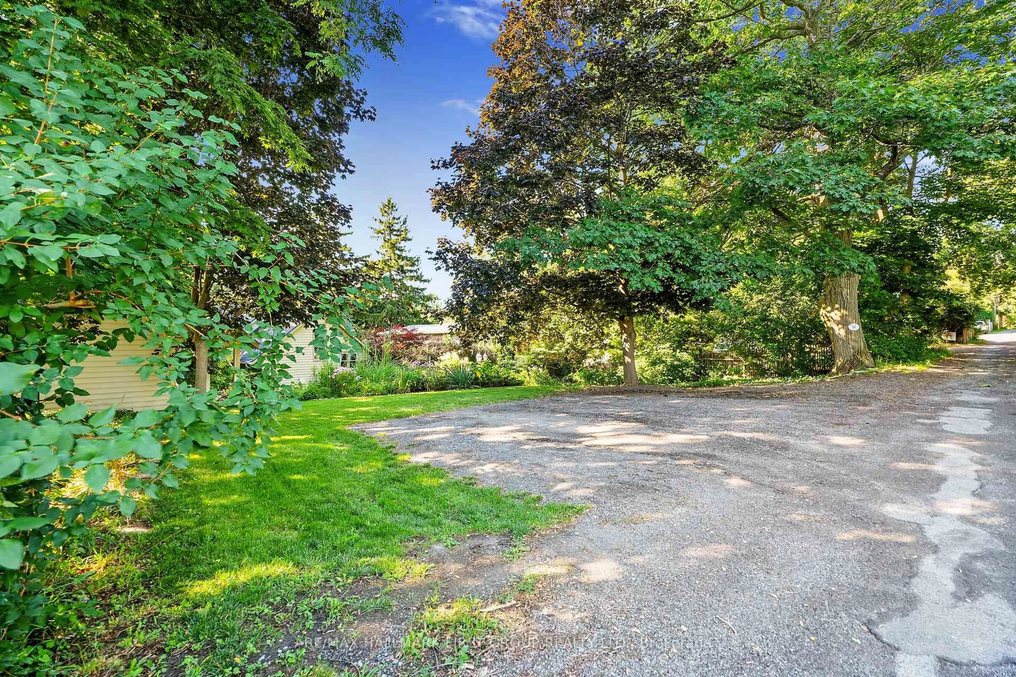 Patio, forest/trees view for 30 Bruton St, Port Hope Ontario L1A 1T9