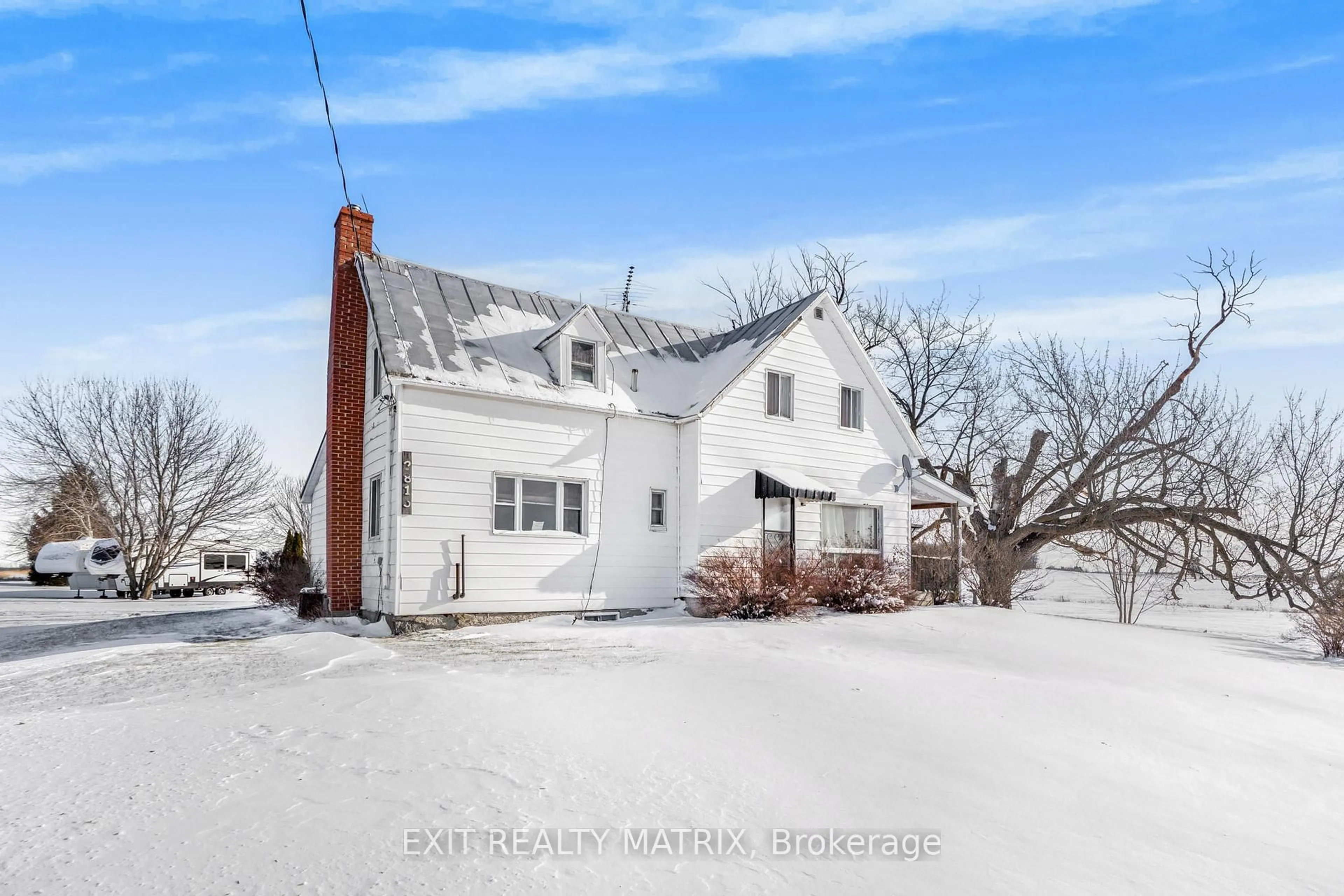 A pic from outside/outdoor area/front of a property/back of a property/a pic from drone, street for 2811-2815 Rolland Massie Rd, North Glengarry Ontario K0C 1A0