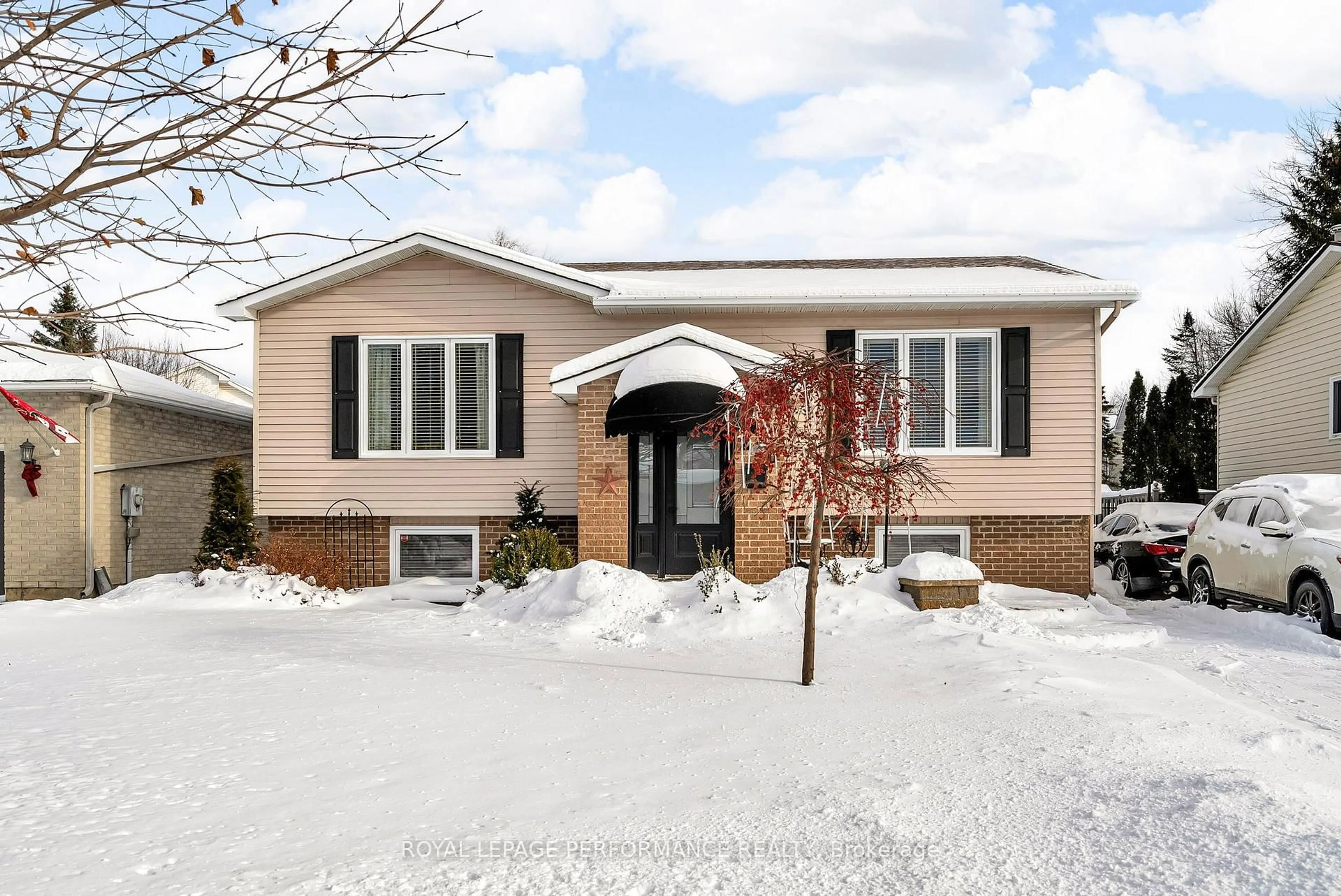 Home with brick exterior material, street for 220 Dunbar Ave, Cornwall Ontario K6H 7A2