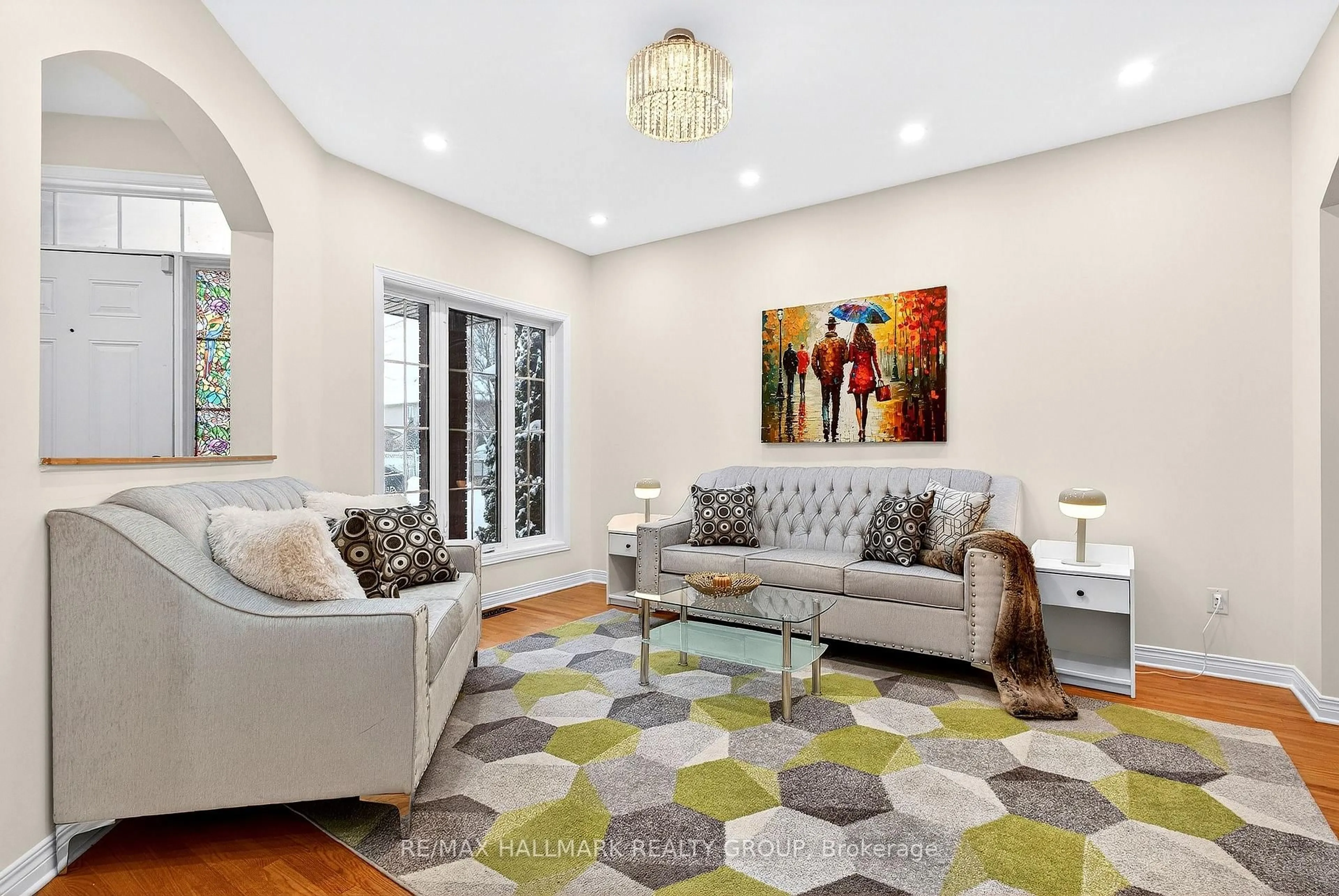 Living room with furniture, unknown for 143 Borealis Cres, Ottawa Ontario K1K 4T9