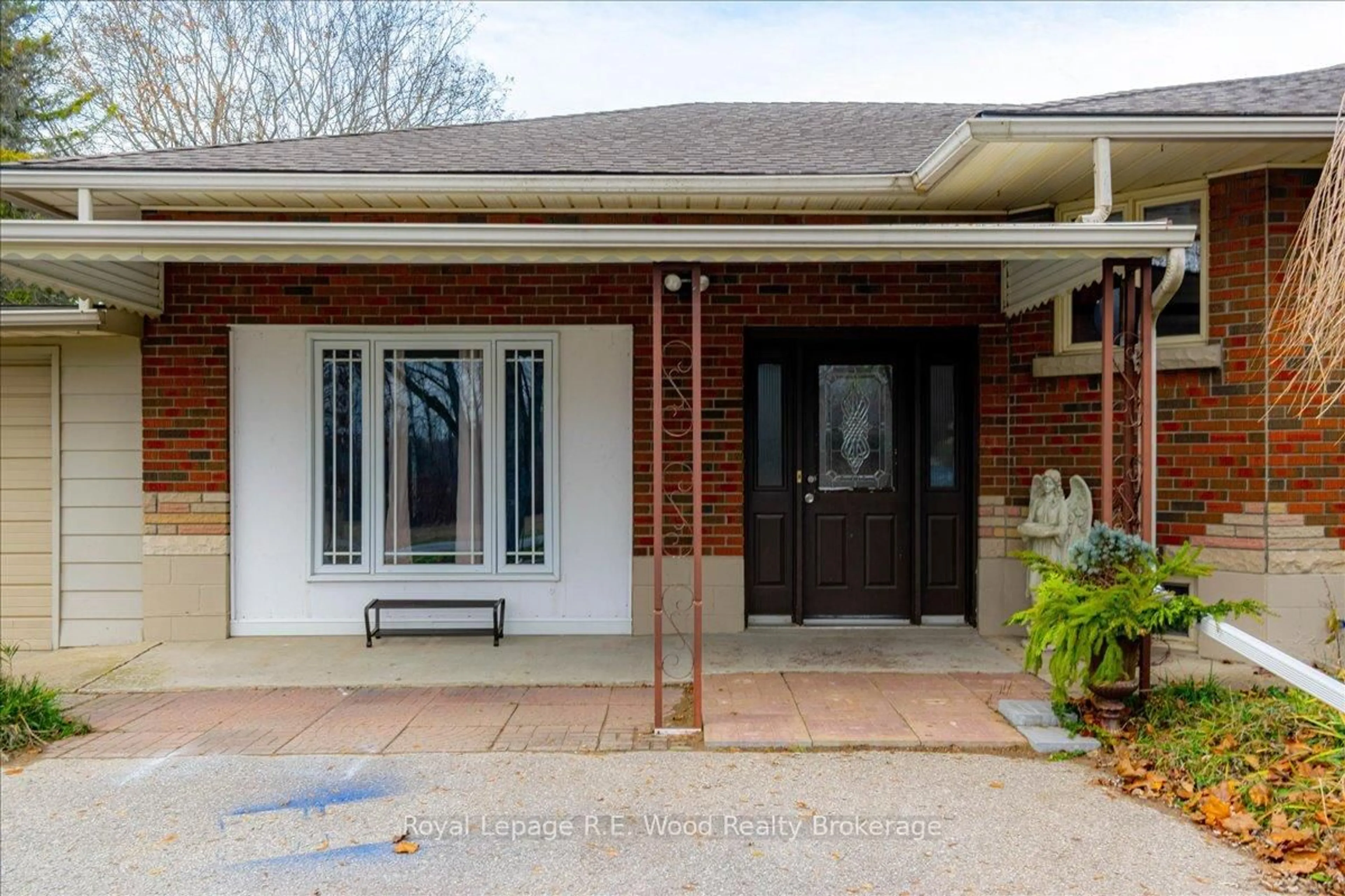 Home with brick exterior material, street for 1925 1st Concession Rd St #1925, Norfolk Ontario N4B 2W4
