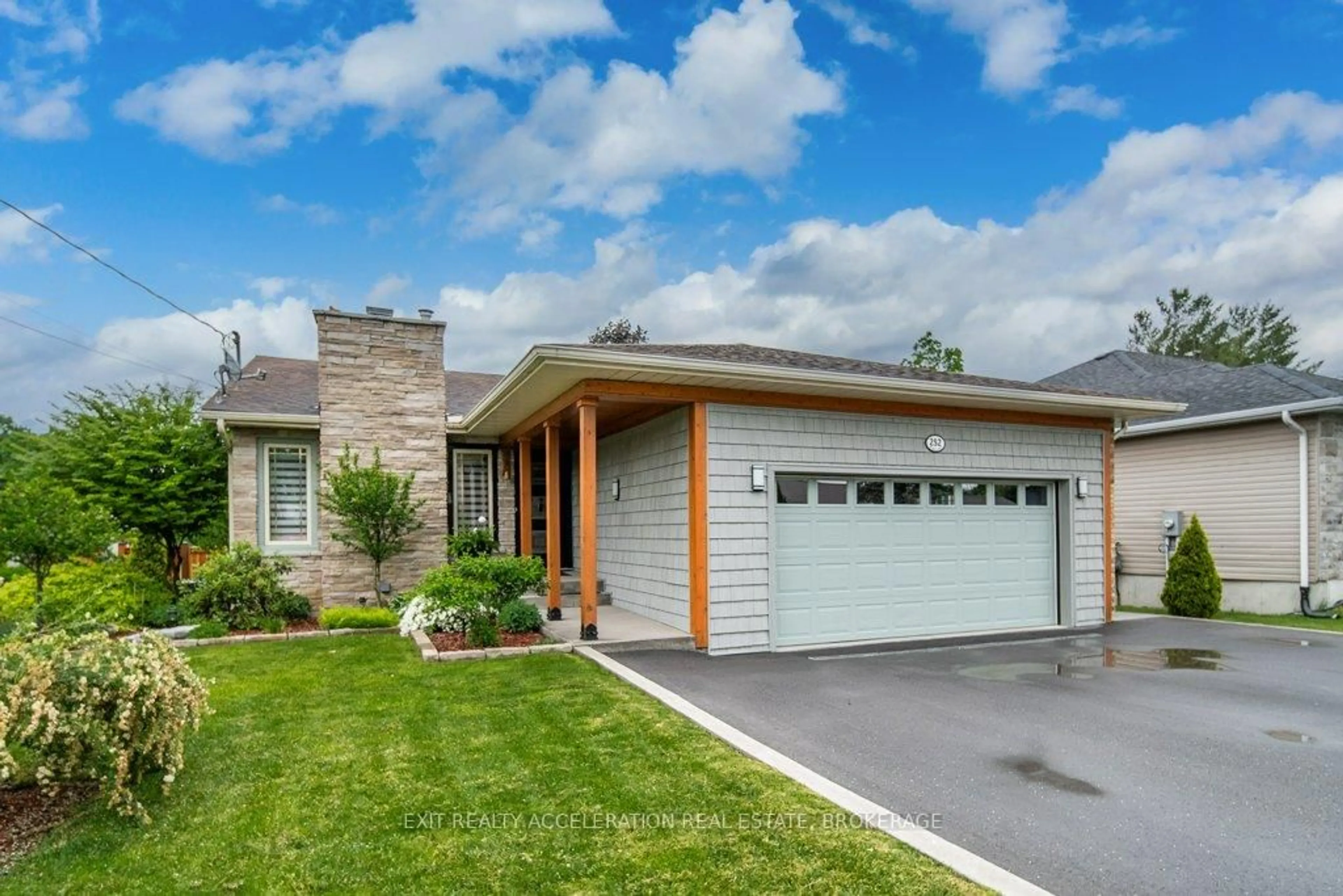 Home with brick exterior material, street for 252 Bridge St, Greater Napanee Ontario K7R 3S8