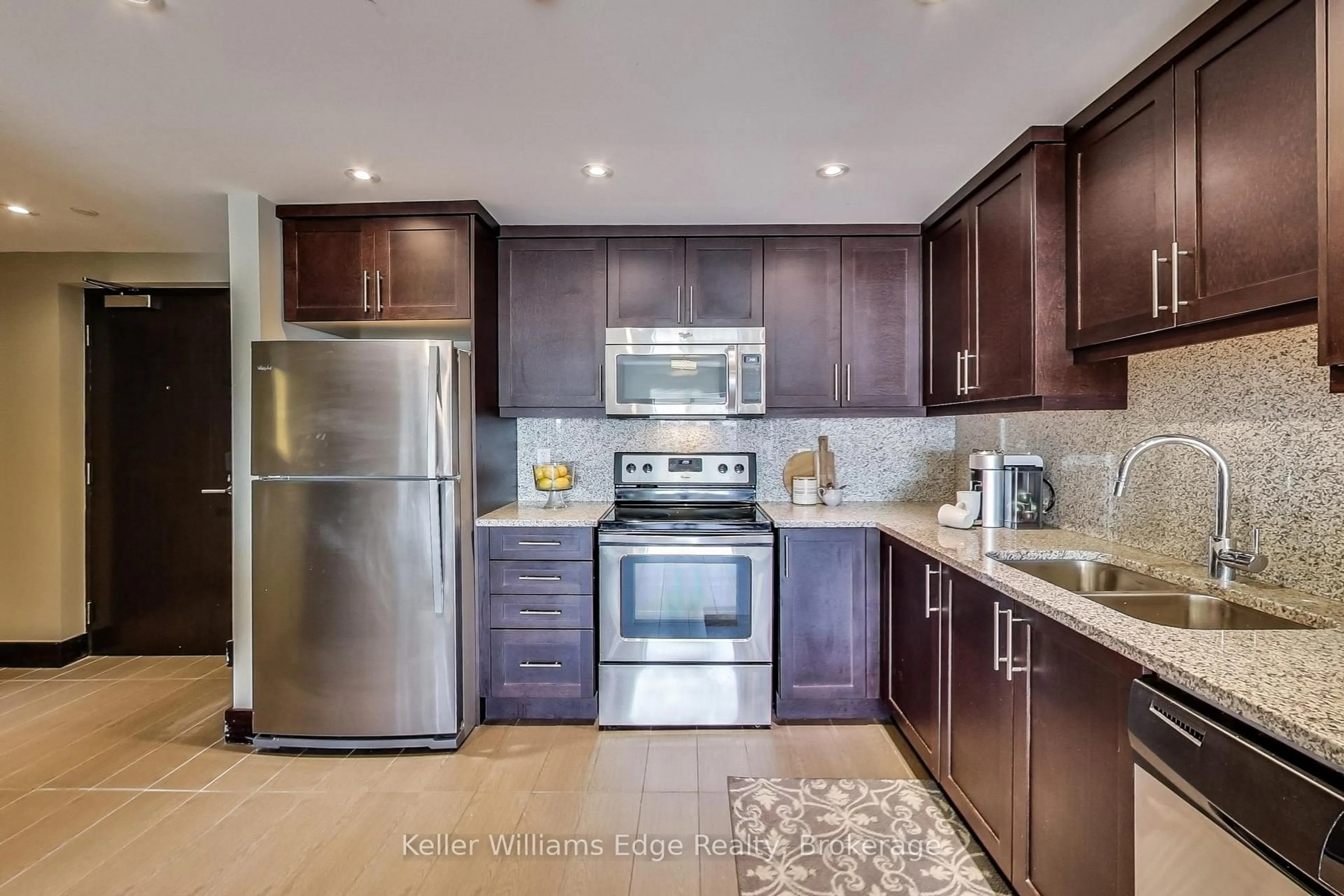 Unknown for 1235 Richmond St #418, London East Ontario N6A 0C1