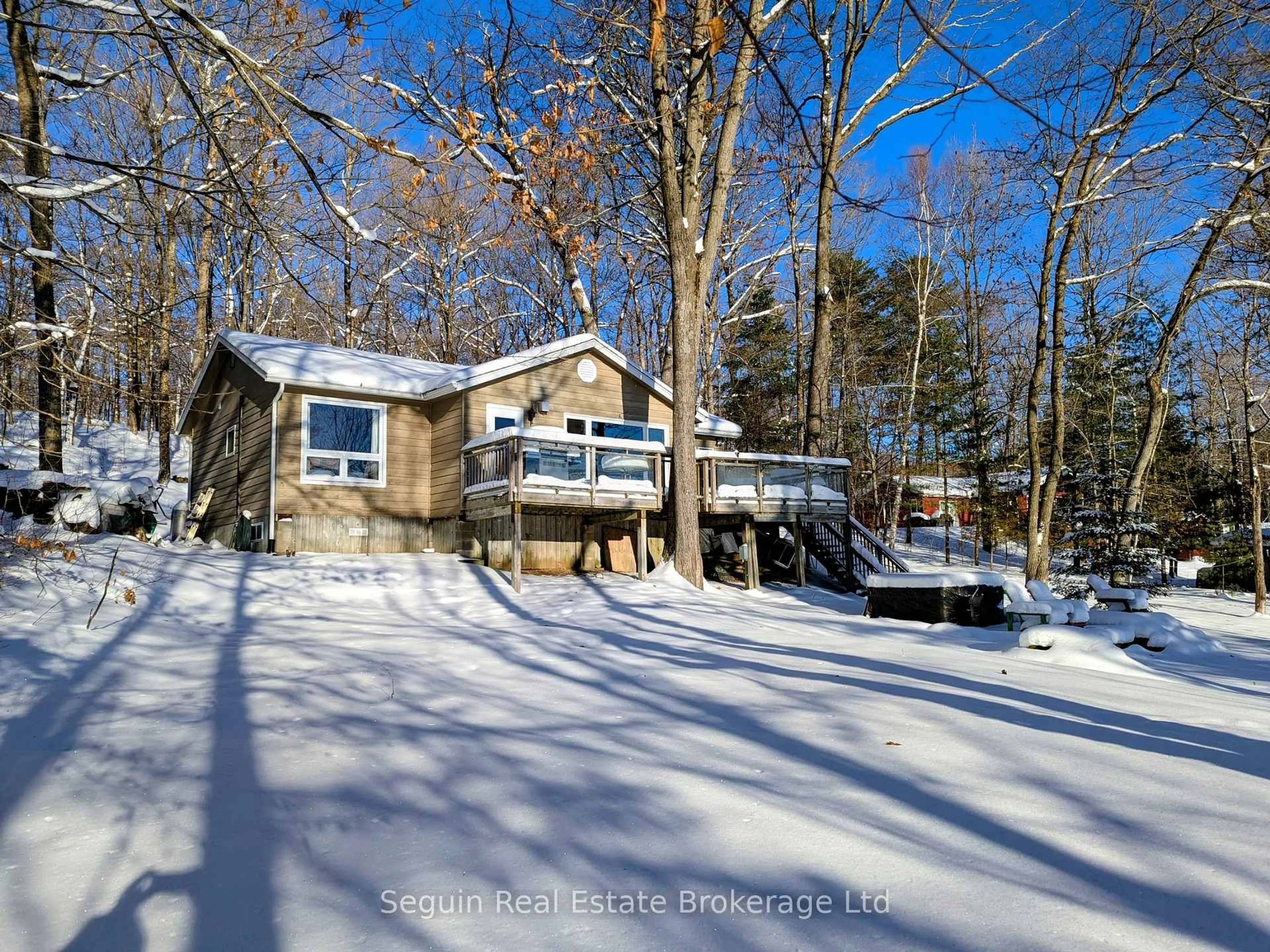 A pic from outside/outdoor area/front of a property/back of a property/a pic from drone, street for 151 Sugar Lake Rd, Seguin Ontario P2A 0B6
