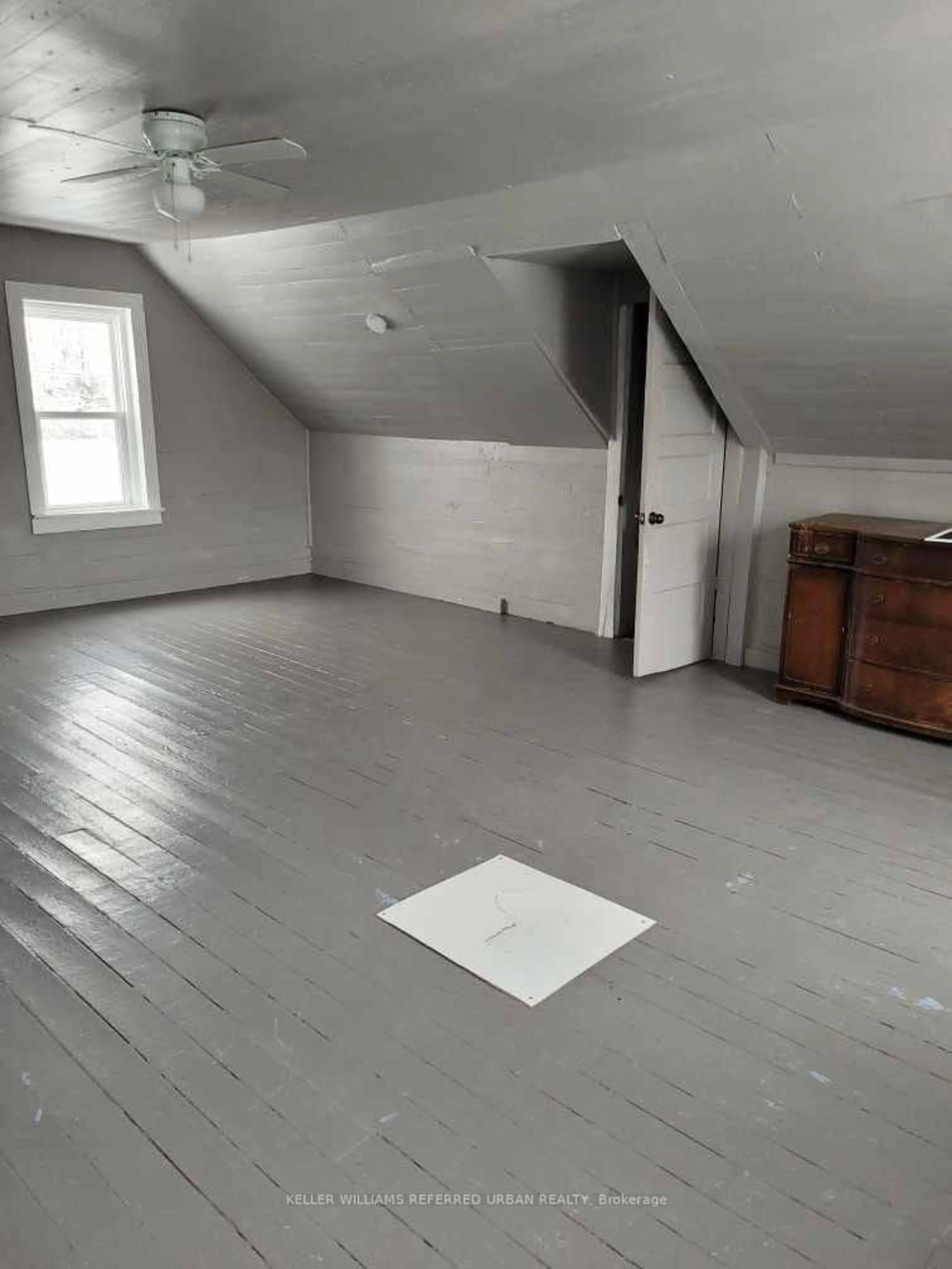 A pic of a room for 1004 Brock Rd, Mountain Grove Ontario K0H 2E0