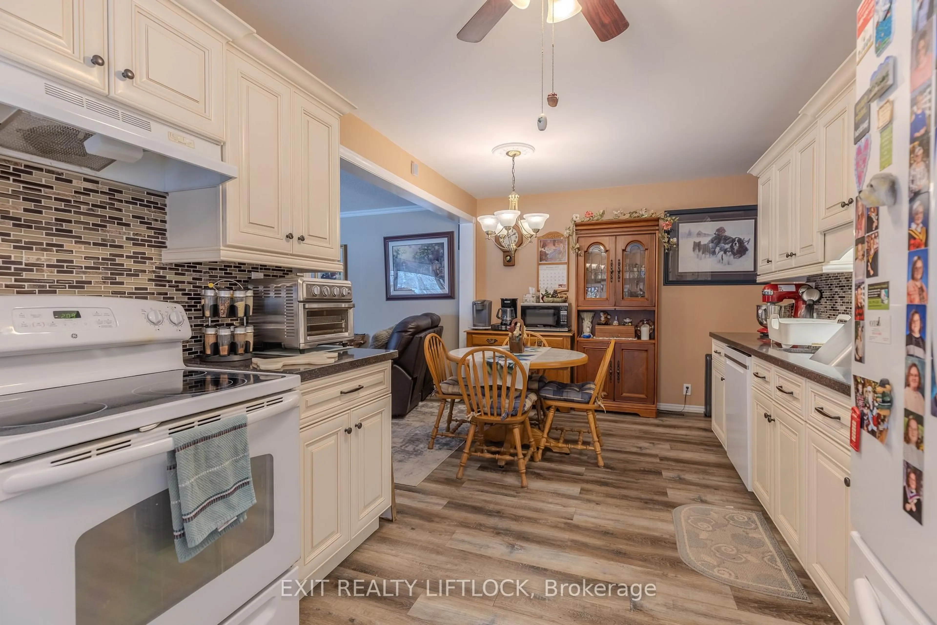 Open concept kitchen, unknown for 178 Adam & Eve Rd, Trent Lakes Ontario K0L 1J0