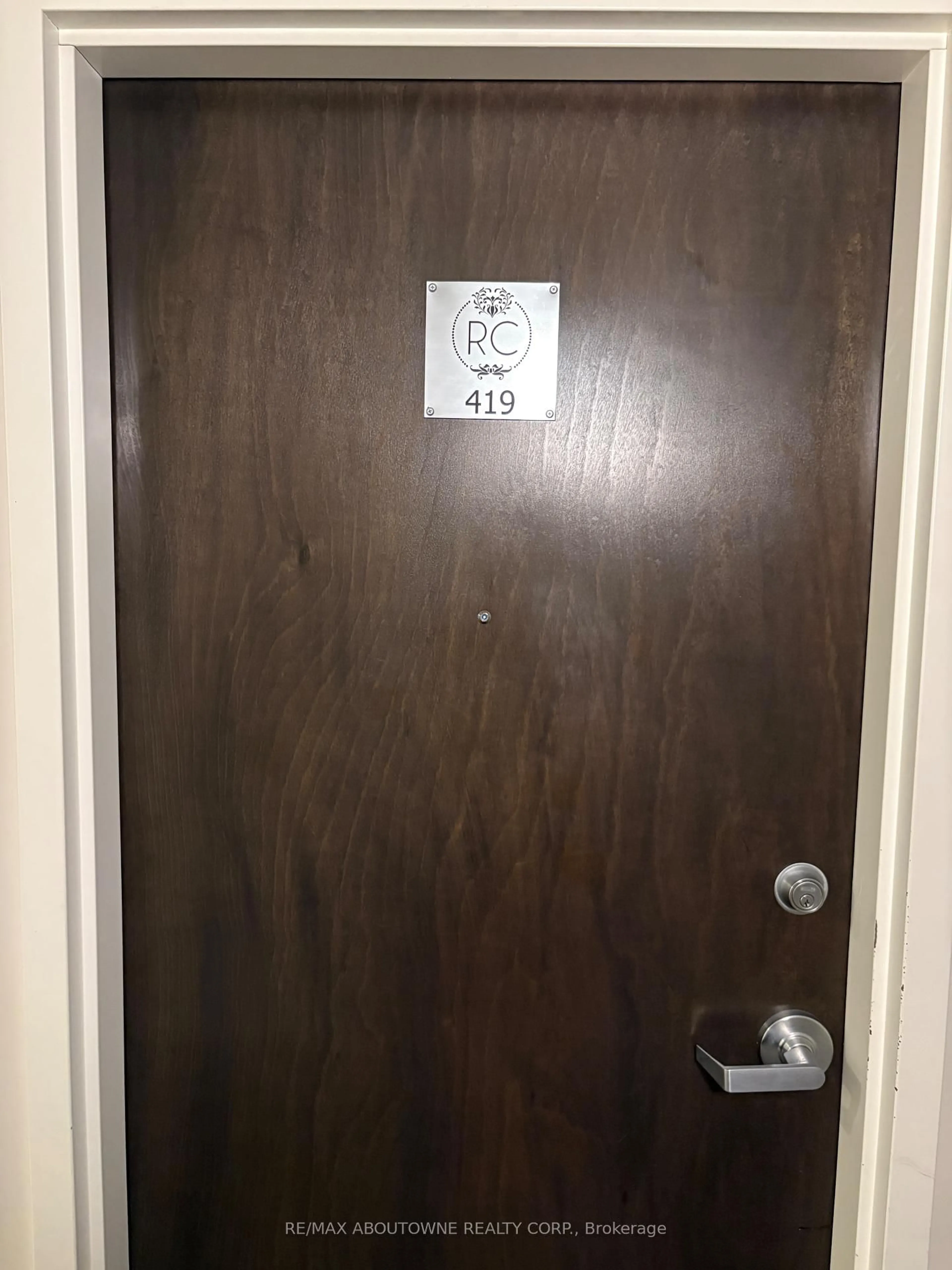 A pic of a room for 118 King St #419, Hamilton Ontario L8N 0A9