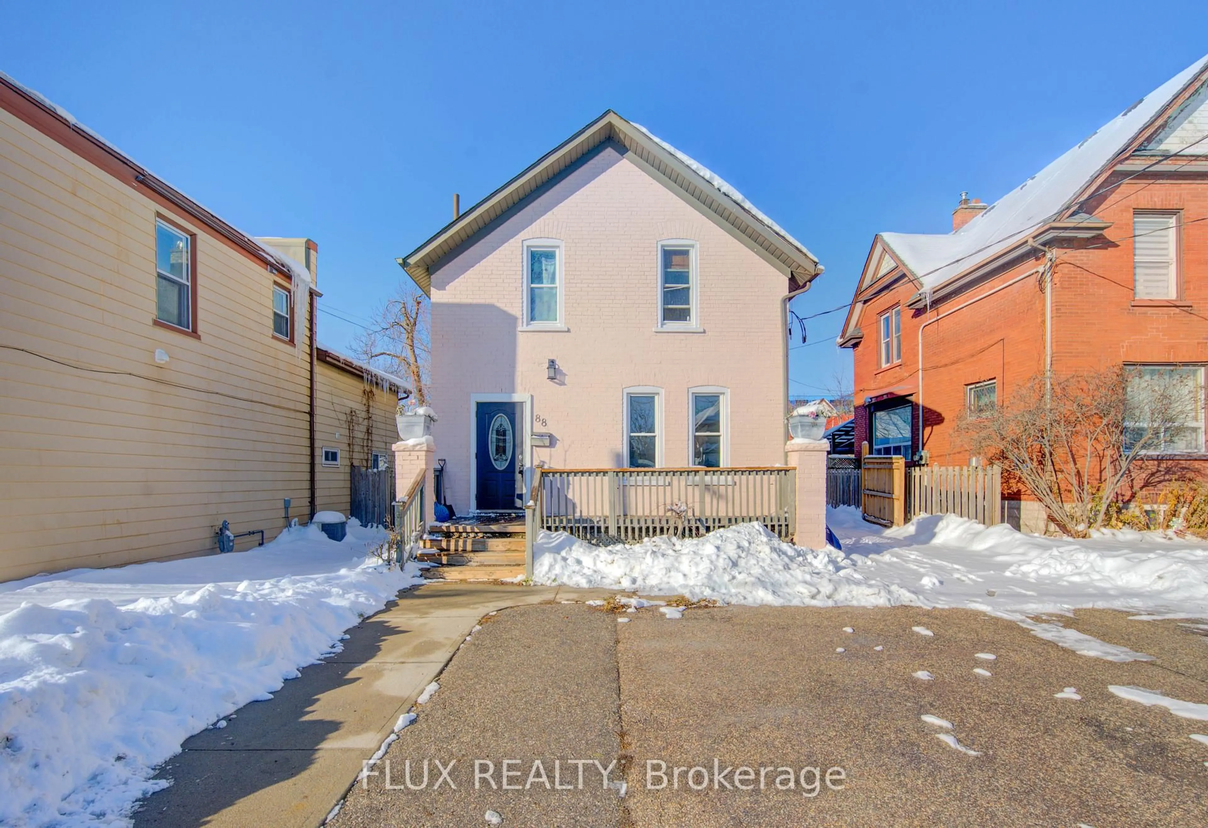 Unknown for 88 Wellington St, Kitchener Ontario N2H 5J8