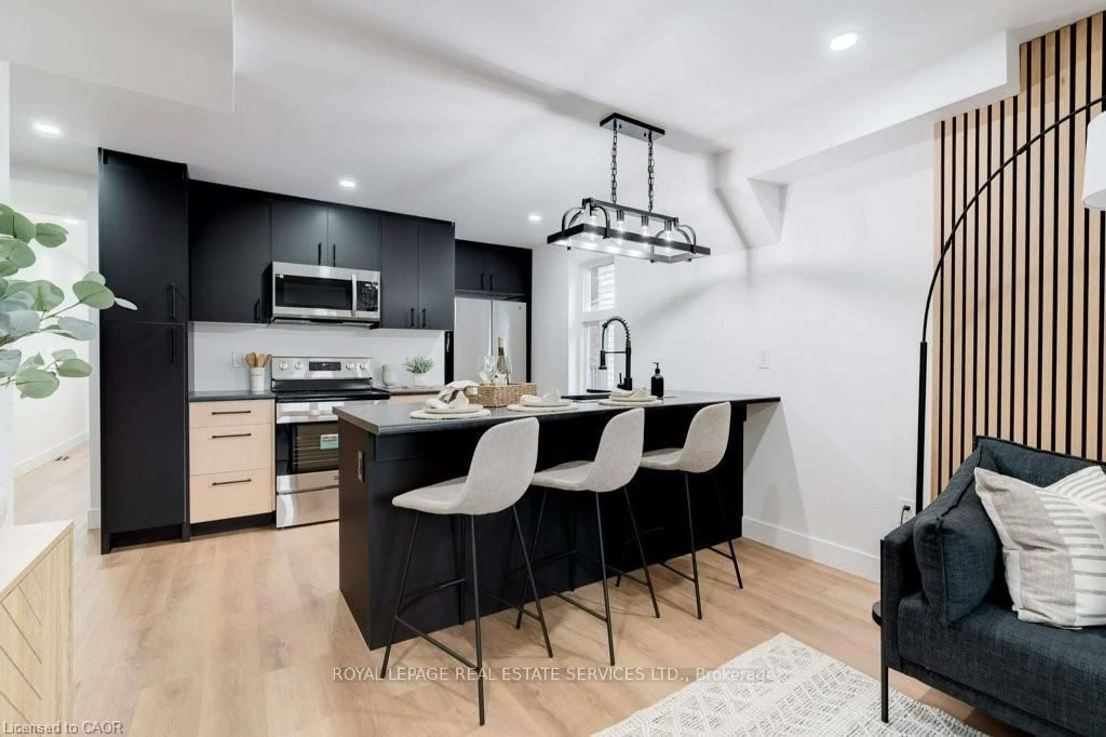 Open concept kitchen, unknown for 8 Whitfield Ave, Hamilton Ontario L8L 4B4