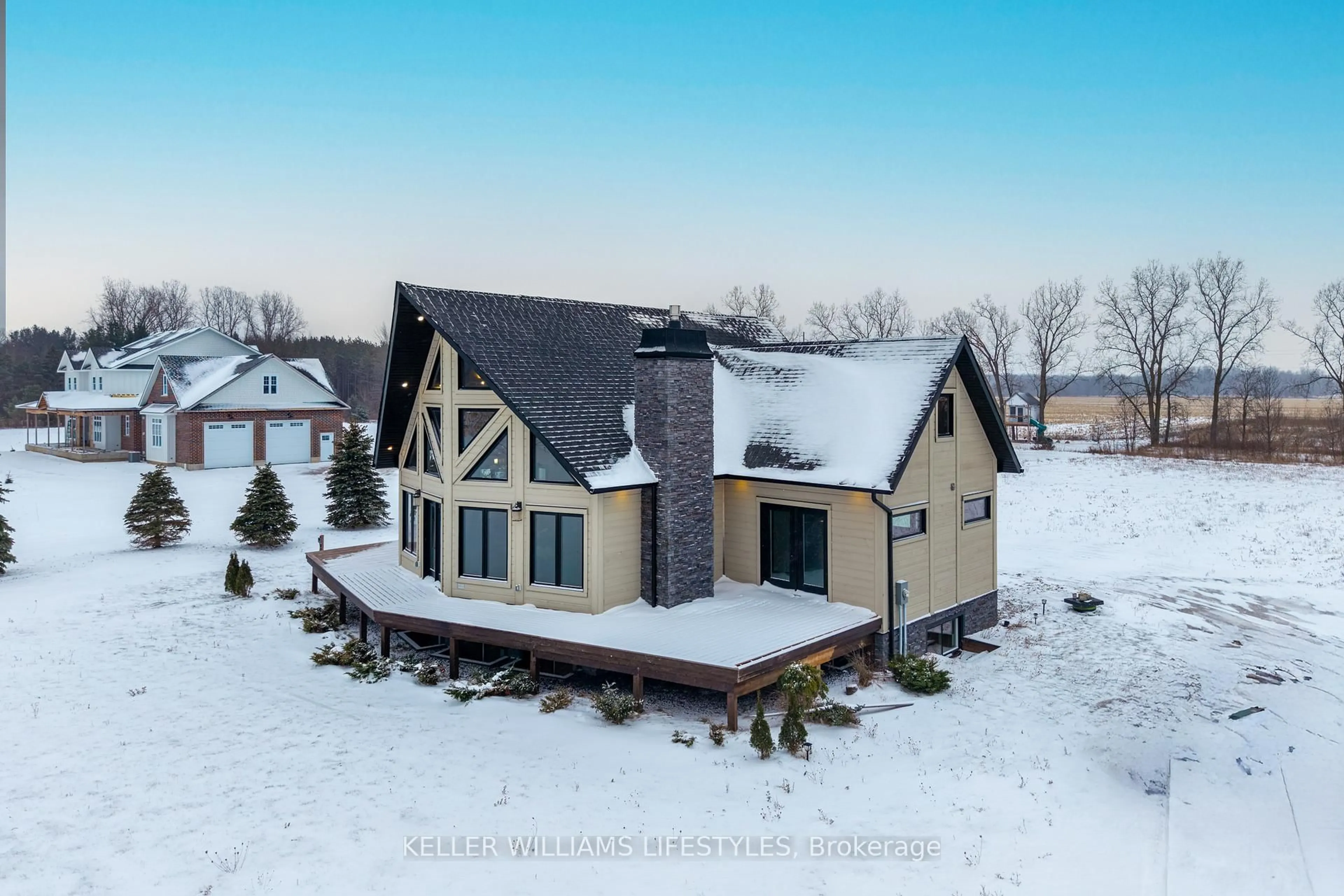 A pic from outside/outdoor area/front of a property/back of a property/a pic from drone, building for 36007 Gore Rd, South Huron Ontario N0M 1T0