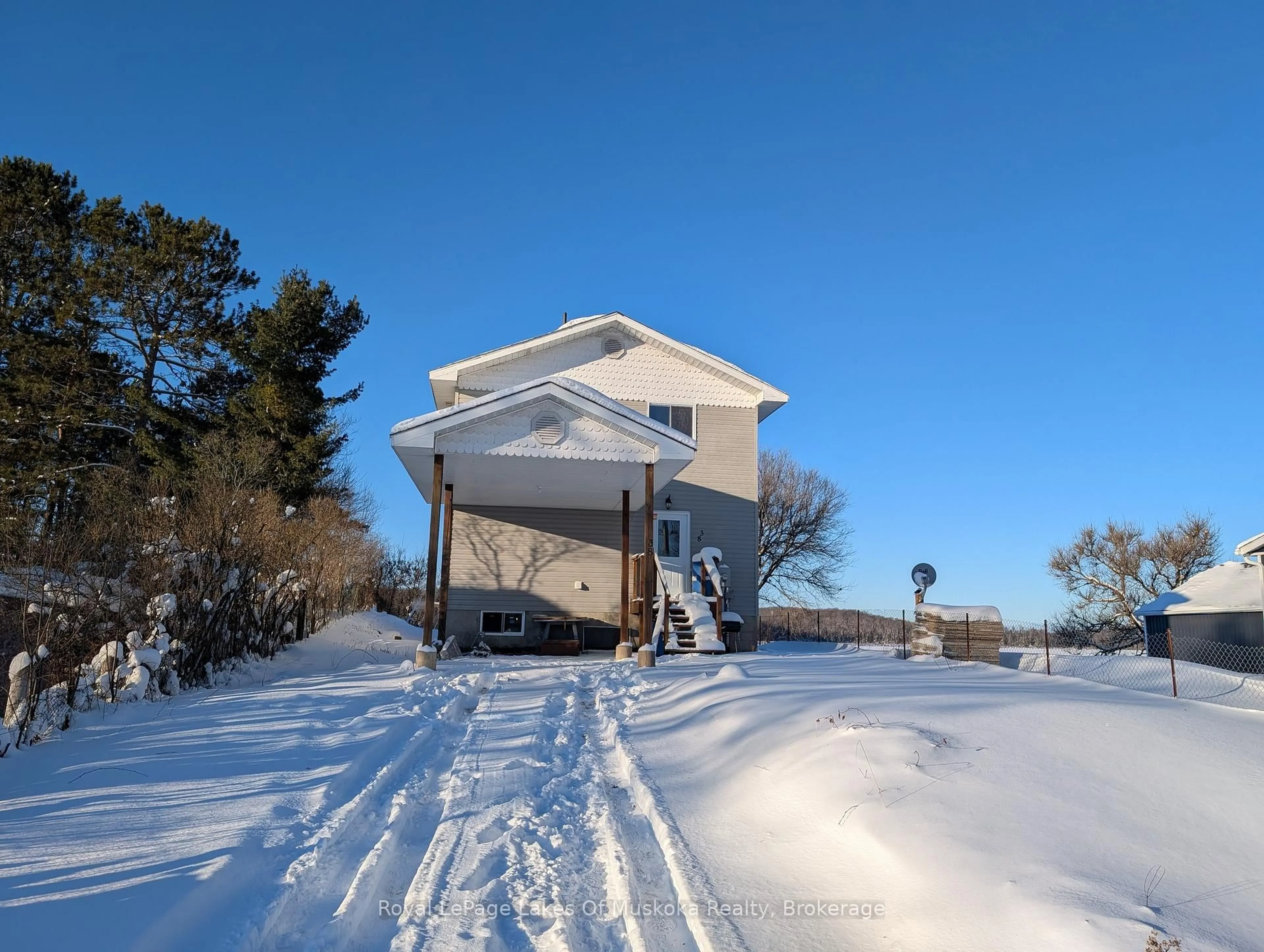 Unknown for 38 Ottawa Ave, South River Ontario P0A 1X0