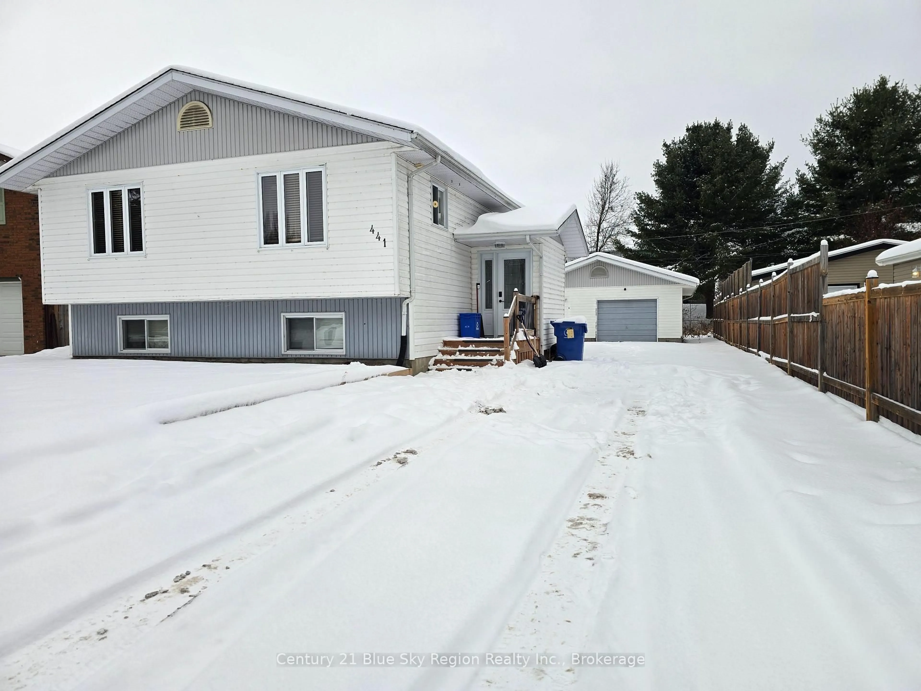 A pic from outside/outdoor area/front of a property/back of a property/a pic from drone, street for 441 Mageau St, West Nipissing Ontario P2B 3G5