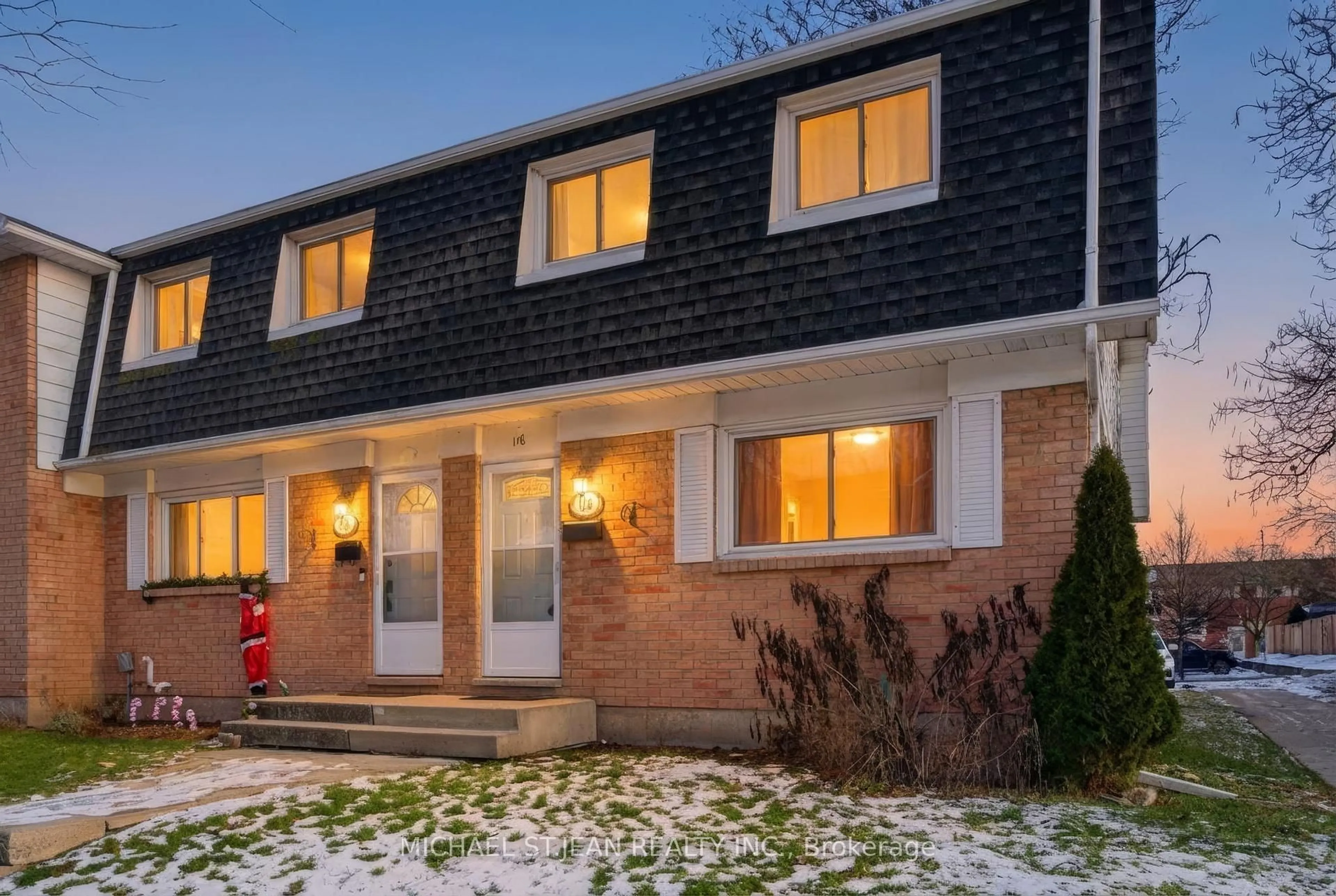 Home with brick exterior material, street for 185 Denistoun St #116, Welland Ontario L3C 6J6