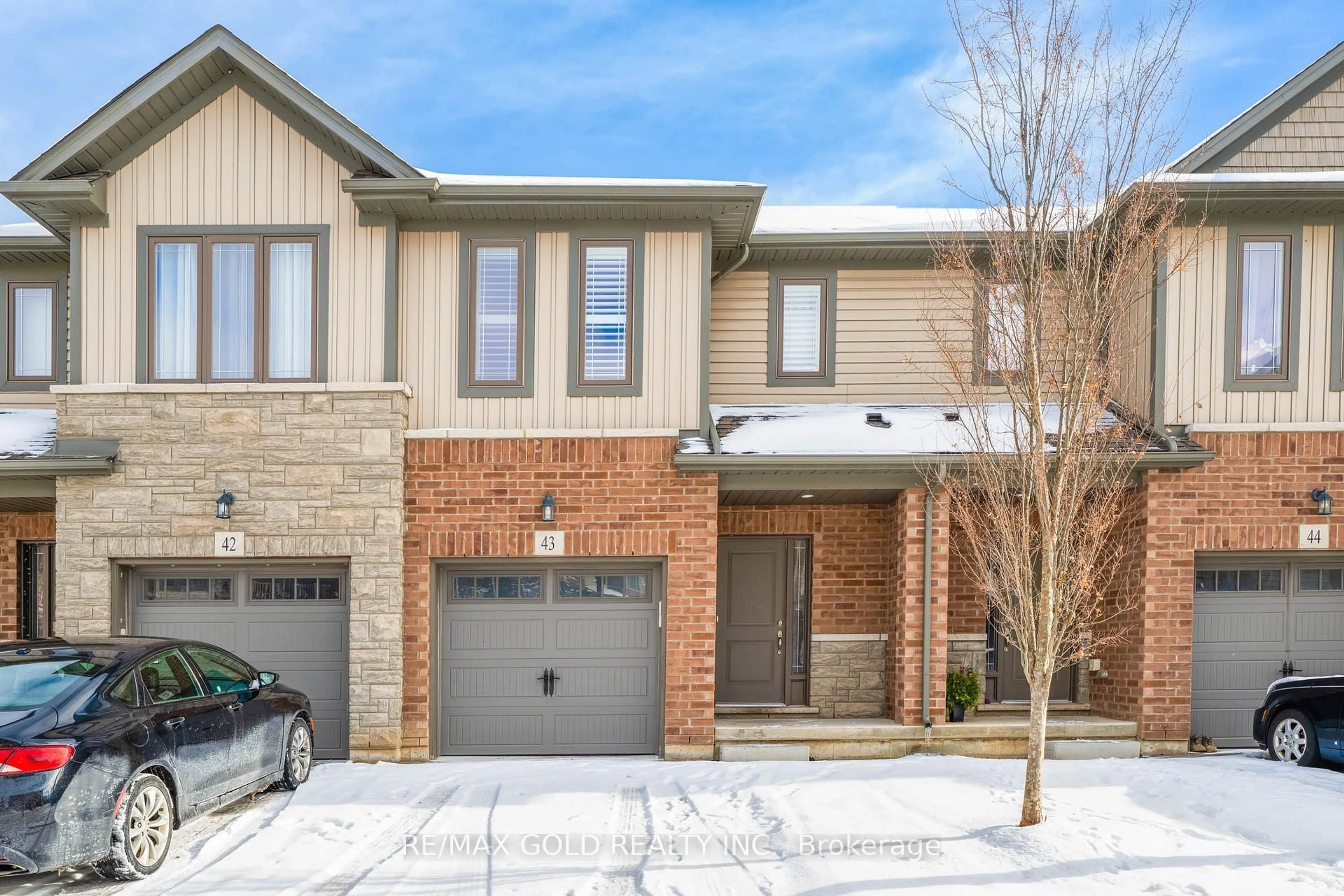 Home with brick exterior material, street for 77 Diana Ave #43, Brantford Ontario N3T 0R6