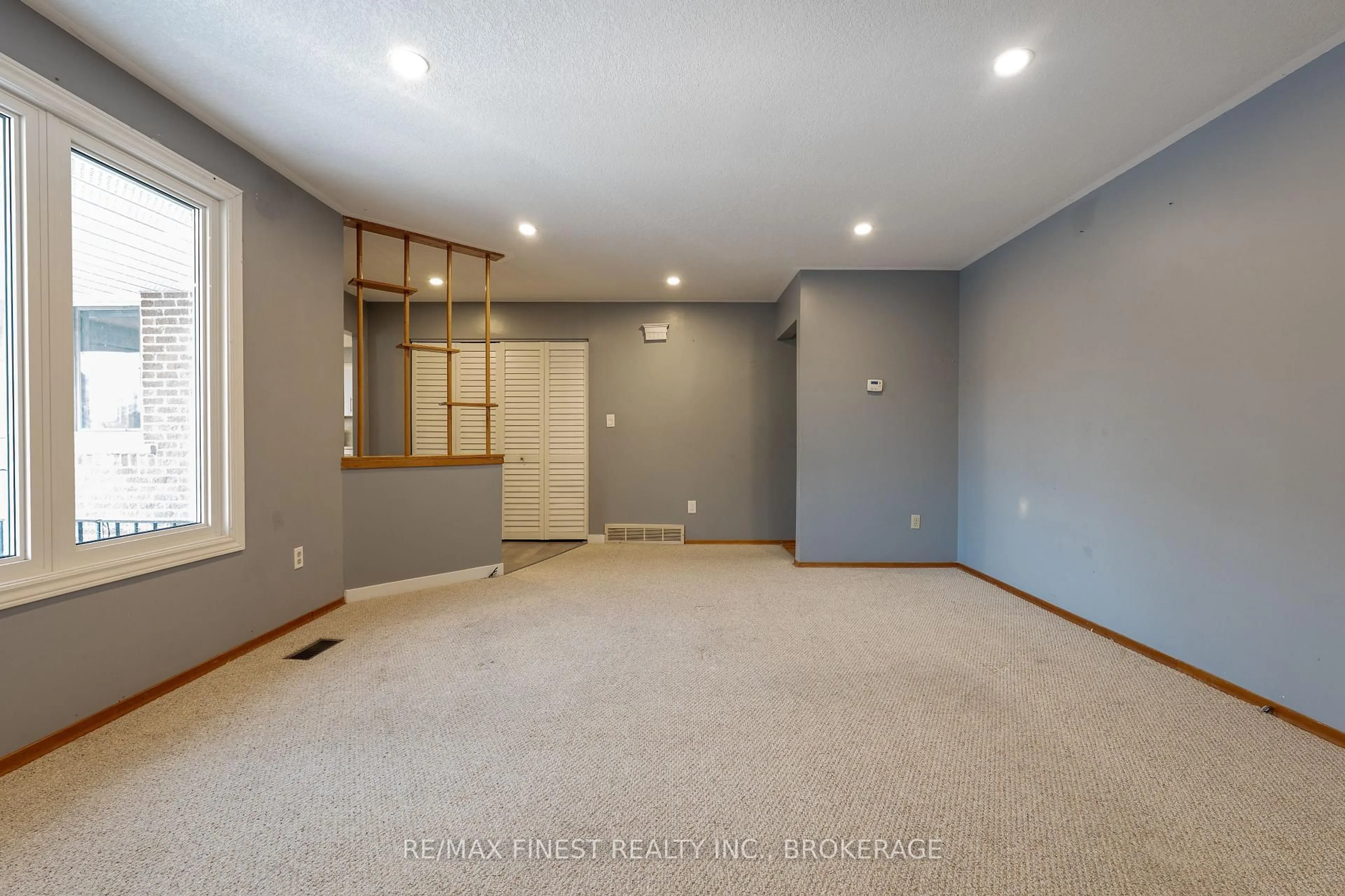 A pic of a room for 171 Sutherland Dr, Kingston Ontario K7K 5W1