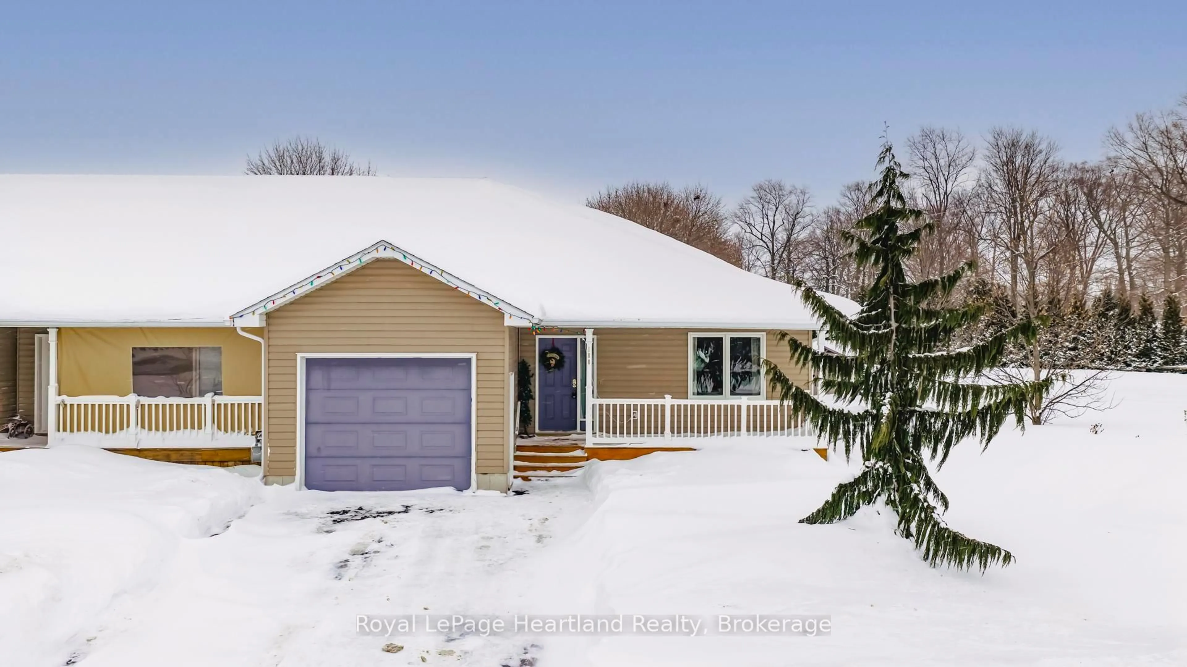 Home with vinyl exterior material, street for 180 Toronto Blvd, Huron East Ontario N0M 1L0