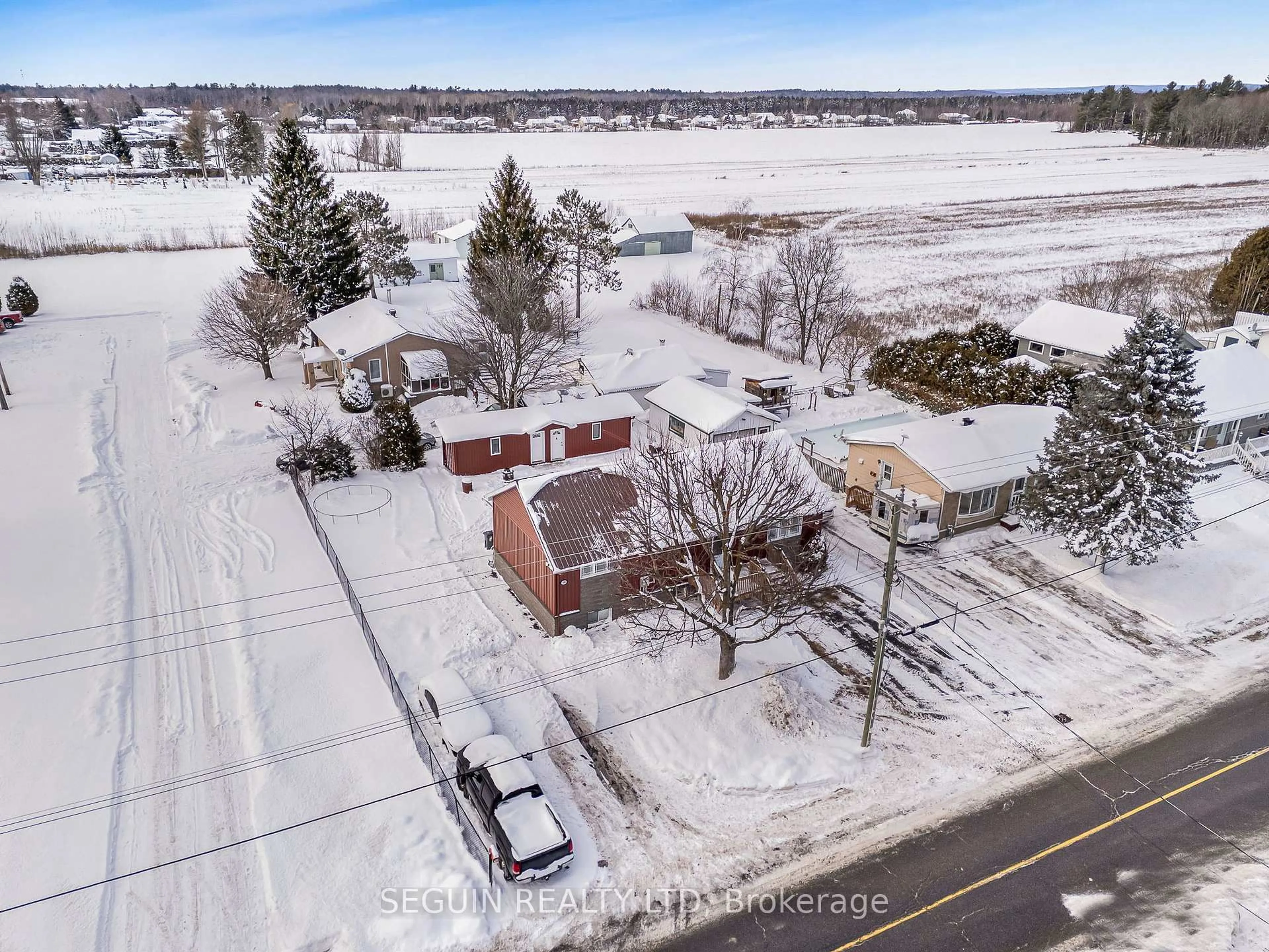 A pic from outside/outdoor area/front of a property/back of a property/a pic from drone, street for 586-588 Bolt Rd, Alfred and Plantagenet Ontario K0B 1A0