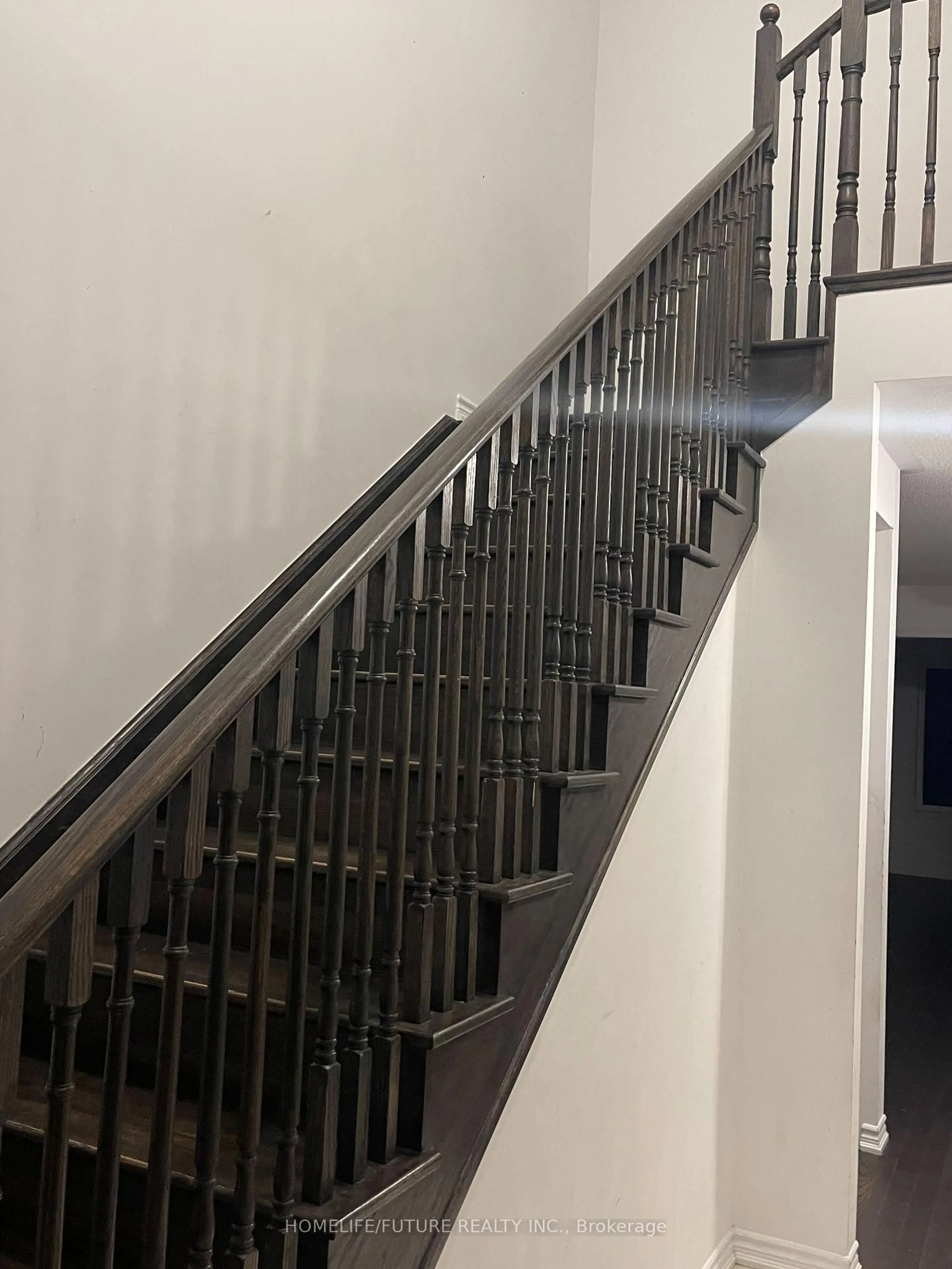 Stairs for 48 Corbett Ave, Southgate Ontario N0C 1B0