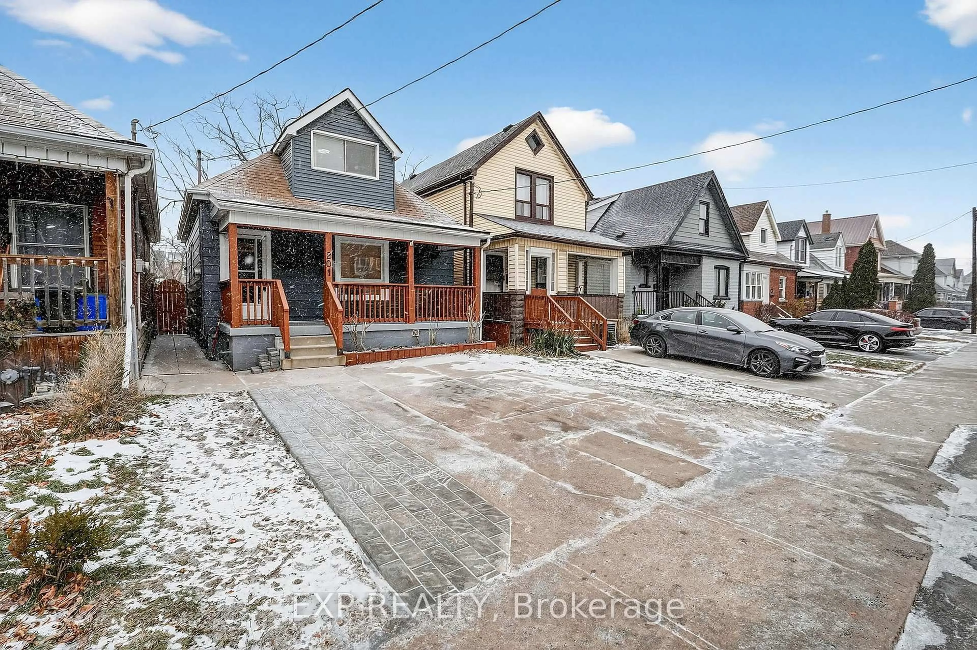 Unknown for 201 Grosvenor Ave, Hamilton Ontario L8L 7T1