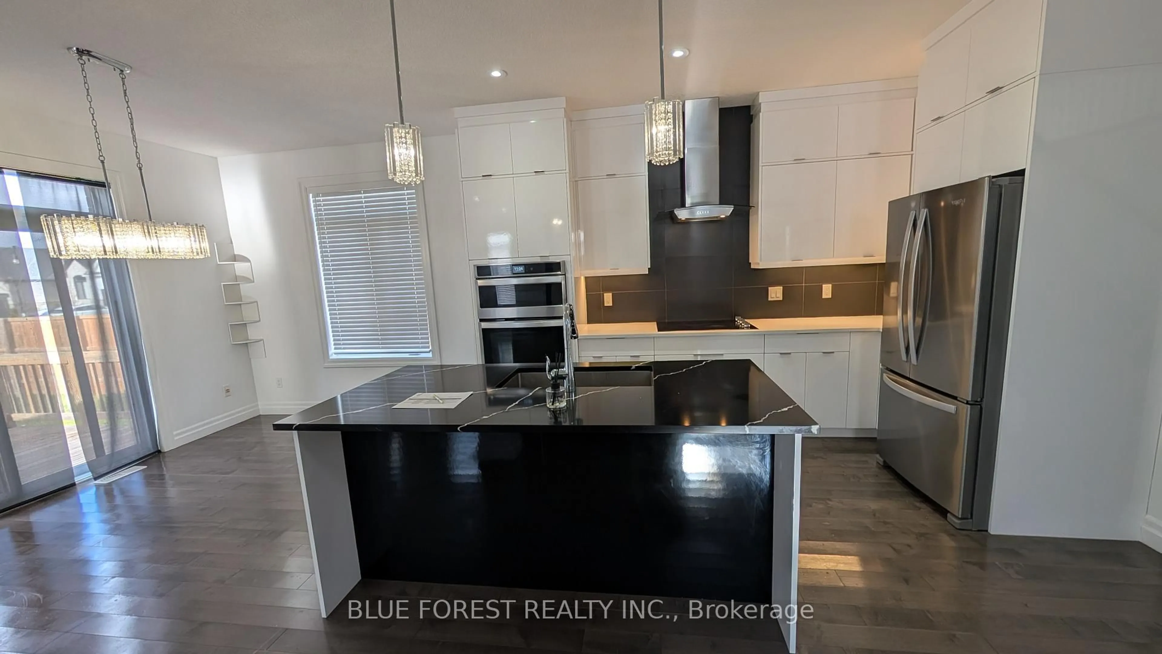 Open concept kitchen, unknown for 3319 Regiment Rd, London South Ontario N6P 0G5