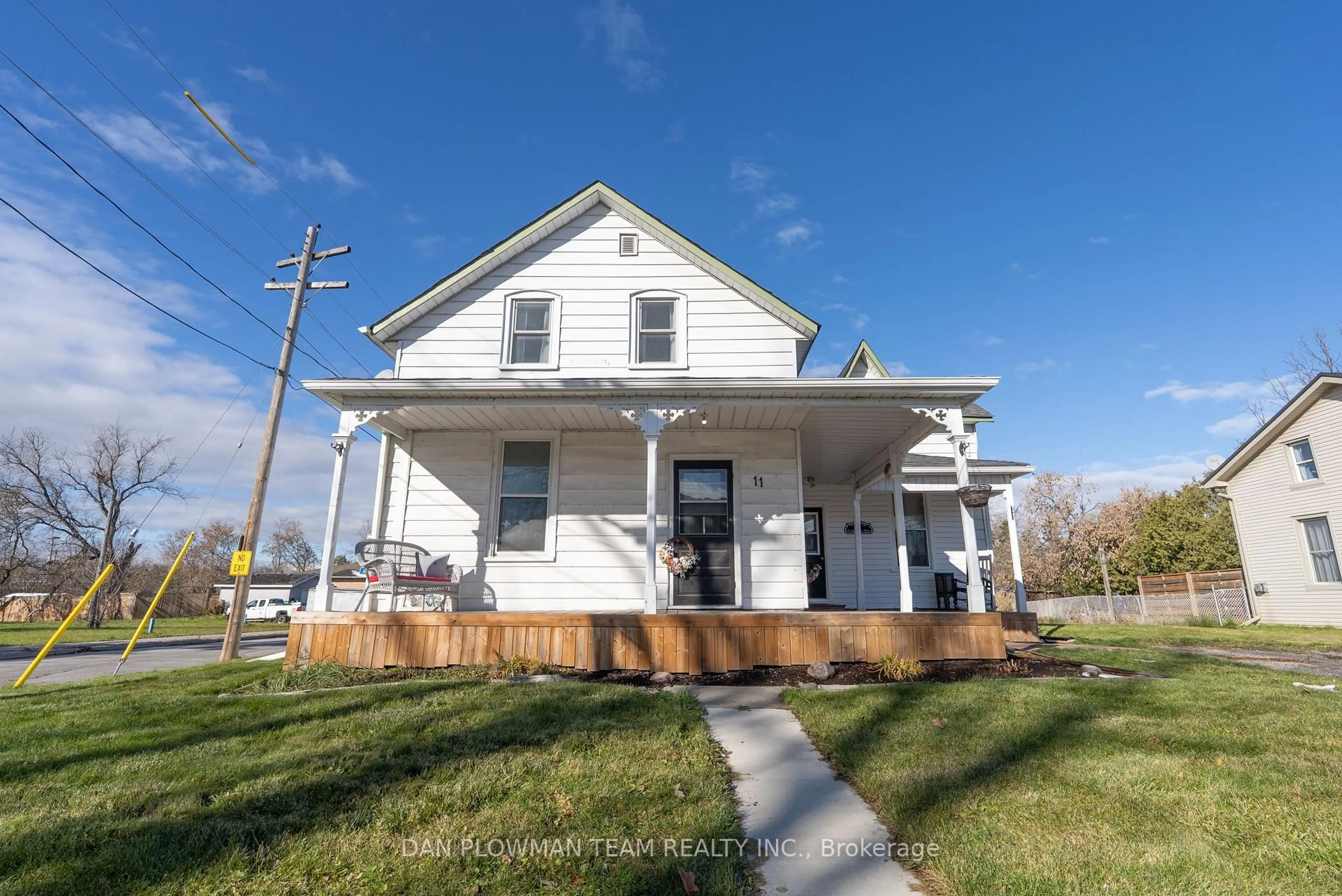 Home with vinyl exterior material, street for 11 King St, Kawartha Lakes Ontario K0L 2W0