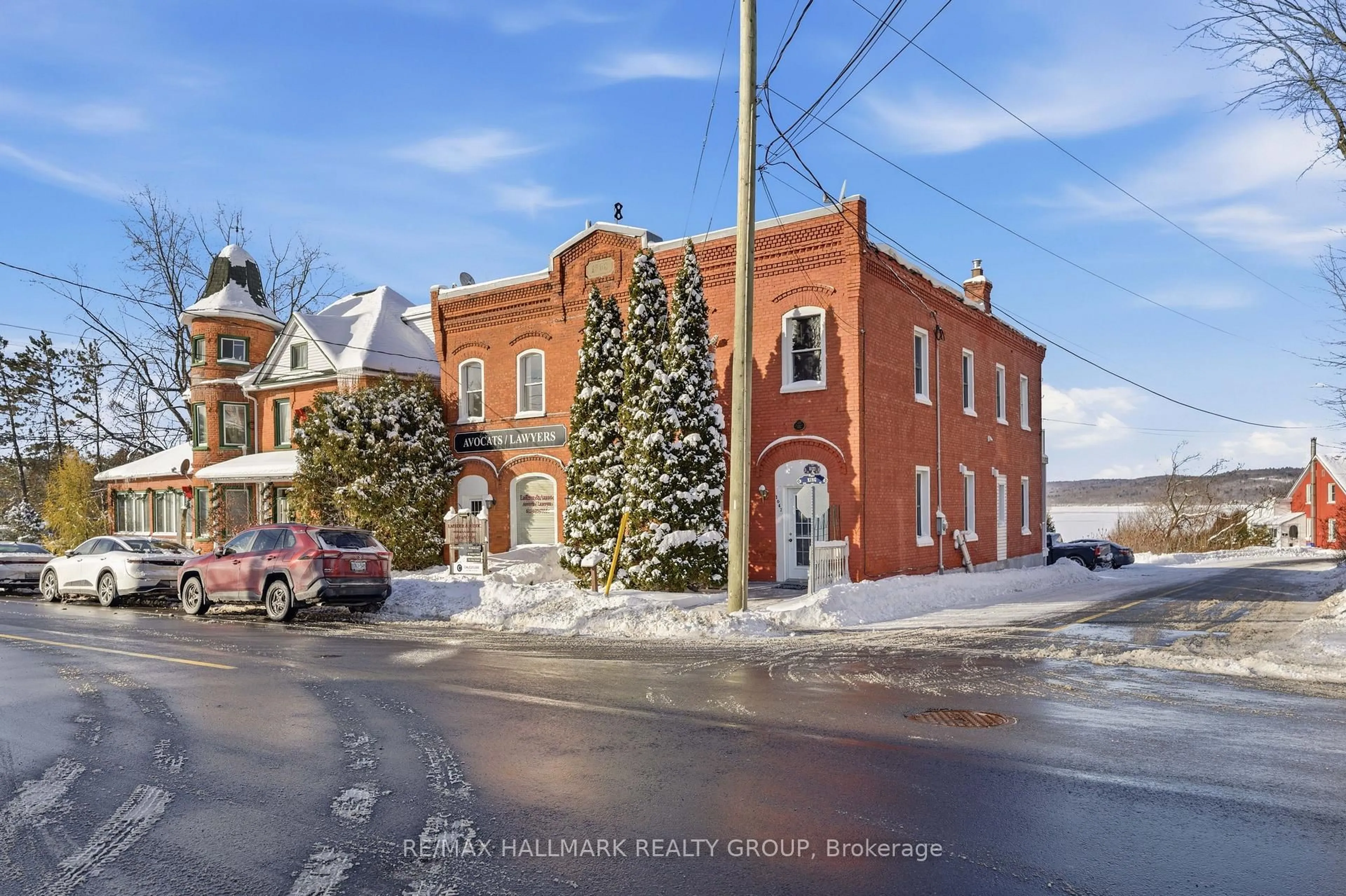 Unknown for 1042 KING St, Champlain Ontario K0B 1K0