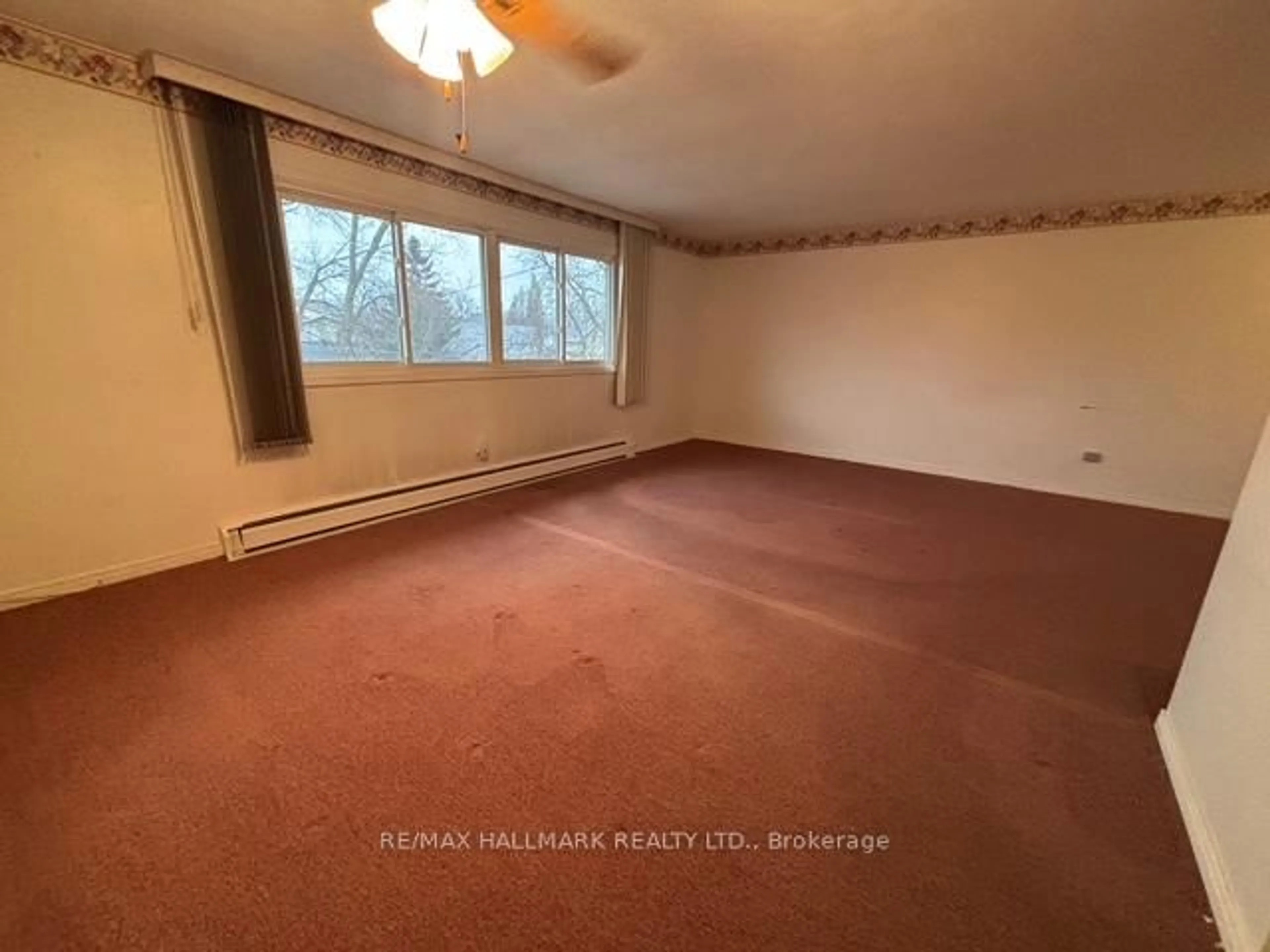 A pic of a room for 155 Queen St #311, Minto Ontario N0G 2P0