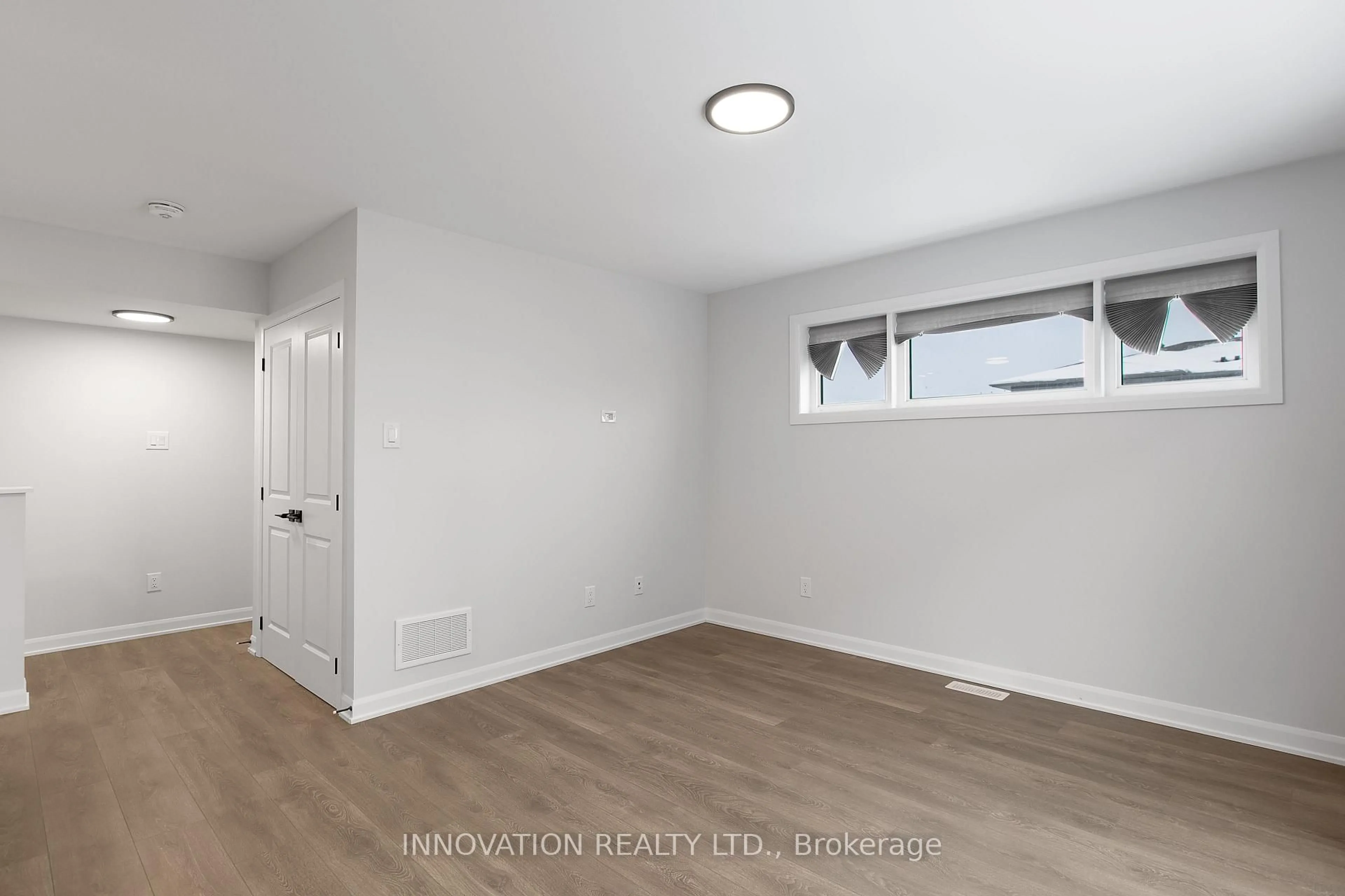 A pic of a room for 301 GLENROY GILBERT Dr #32, Ottawa Ontario K2J 5W2