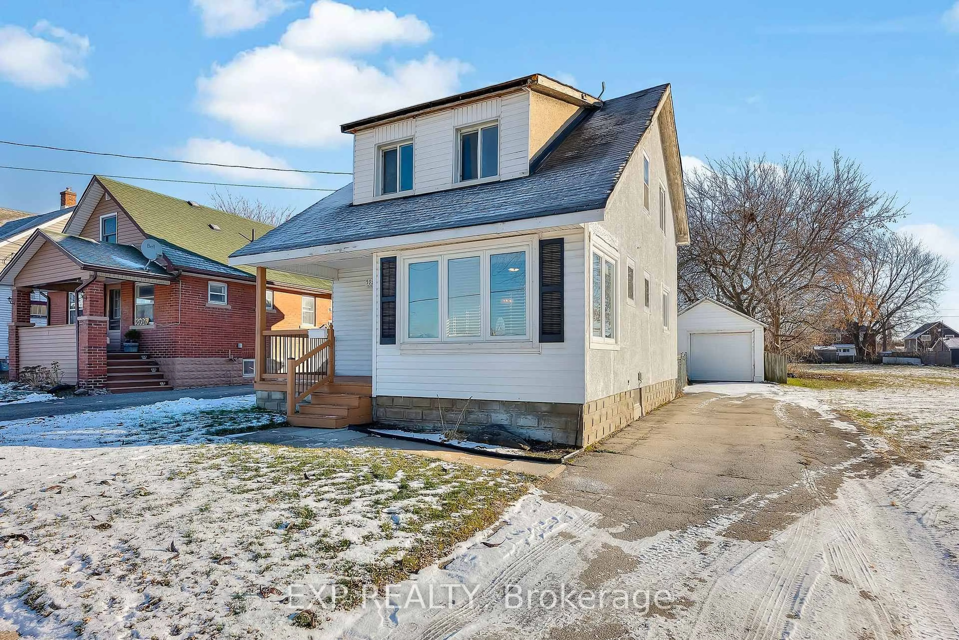 Home with brick exterior material, street for 5932 Carlton Ave, Niagara Falls Ontario L2G 5J5