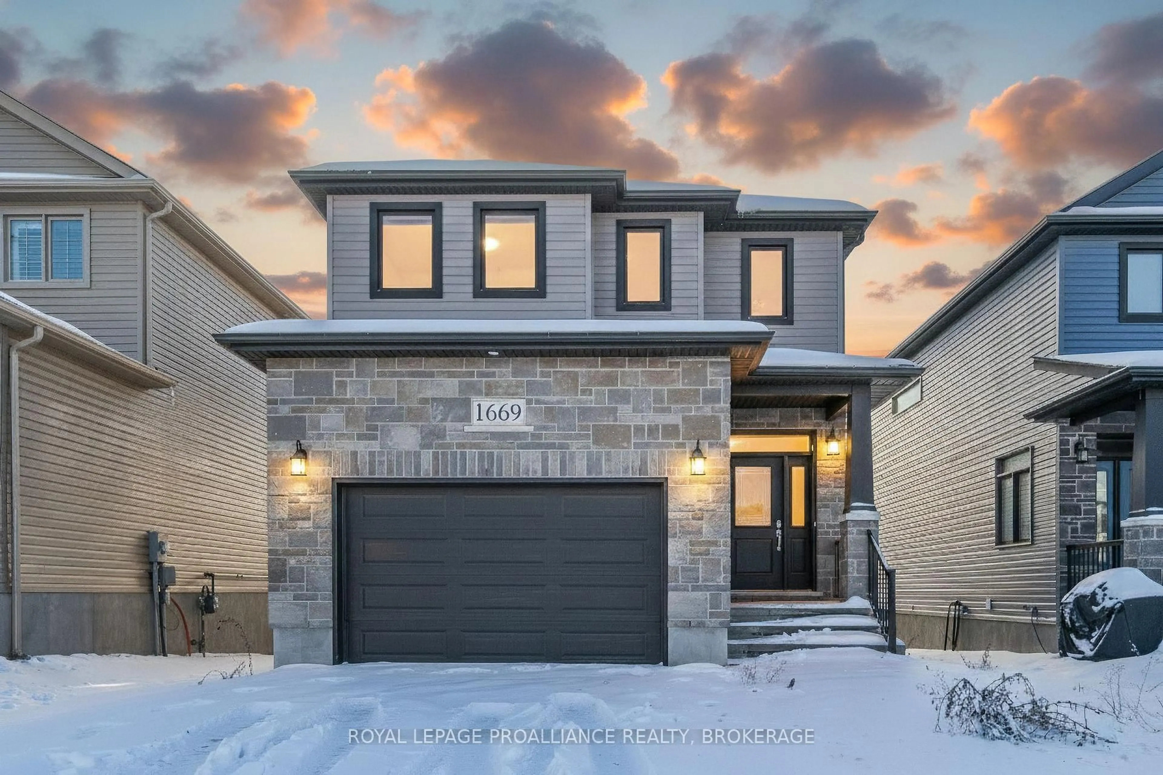 Home with brick exterior material, street for 1669 Brookedayle Ave, Kingston Ontario K7P 2V6