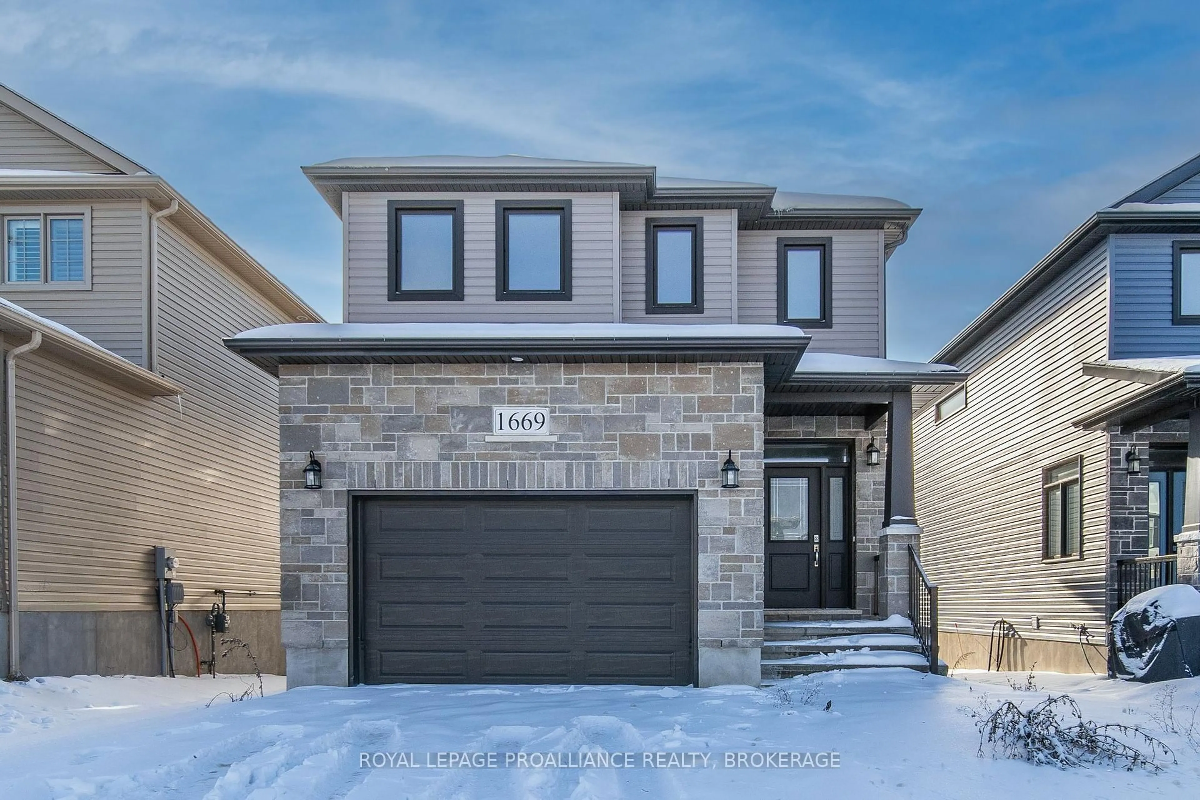 Home with brick exterior material, street for 1669 Brookedayle Ave, Kingston Ontario K7P 2V6