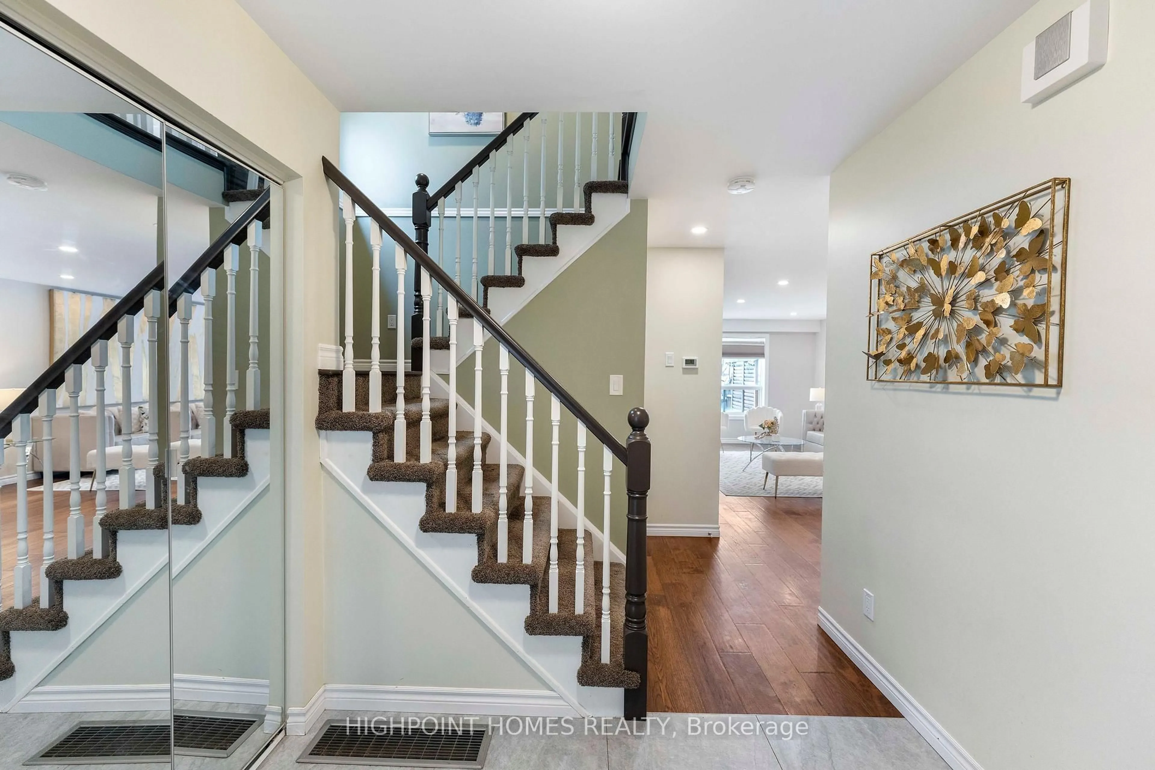 Indoor entryway for 563 Grange Rd, Guelph Ontario N1E 7C9