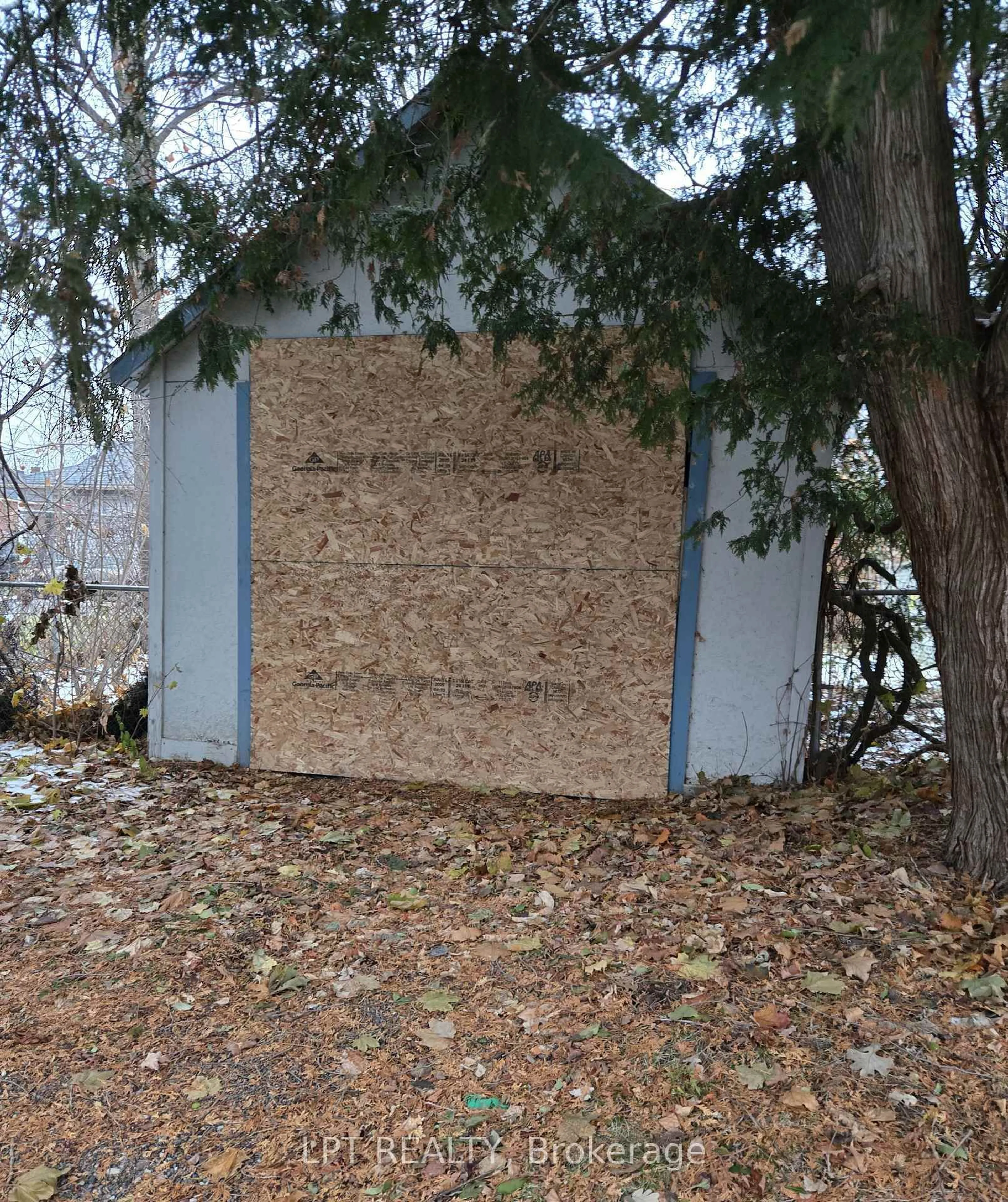 Shed for 47 Victoria St, Arnprior Ontario K7S 1T2