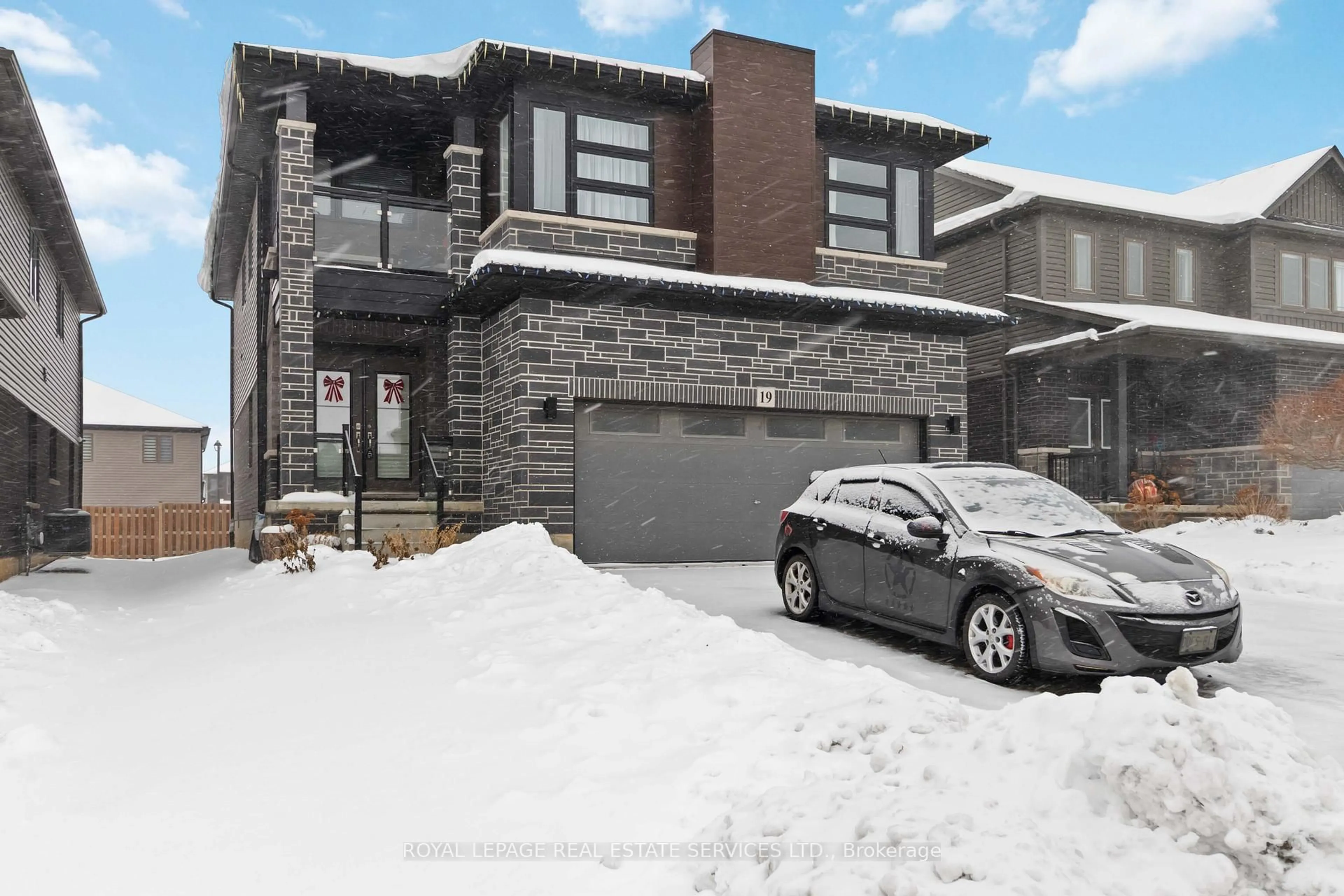 Home with brick exterior material, street for 19 McGovern Lane, Brant Ontario N3L 0K3