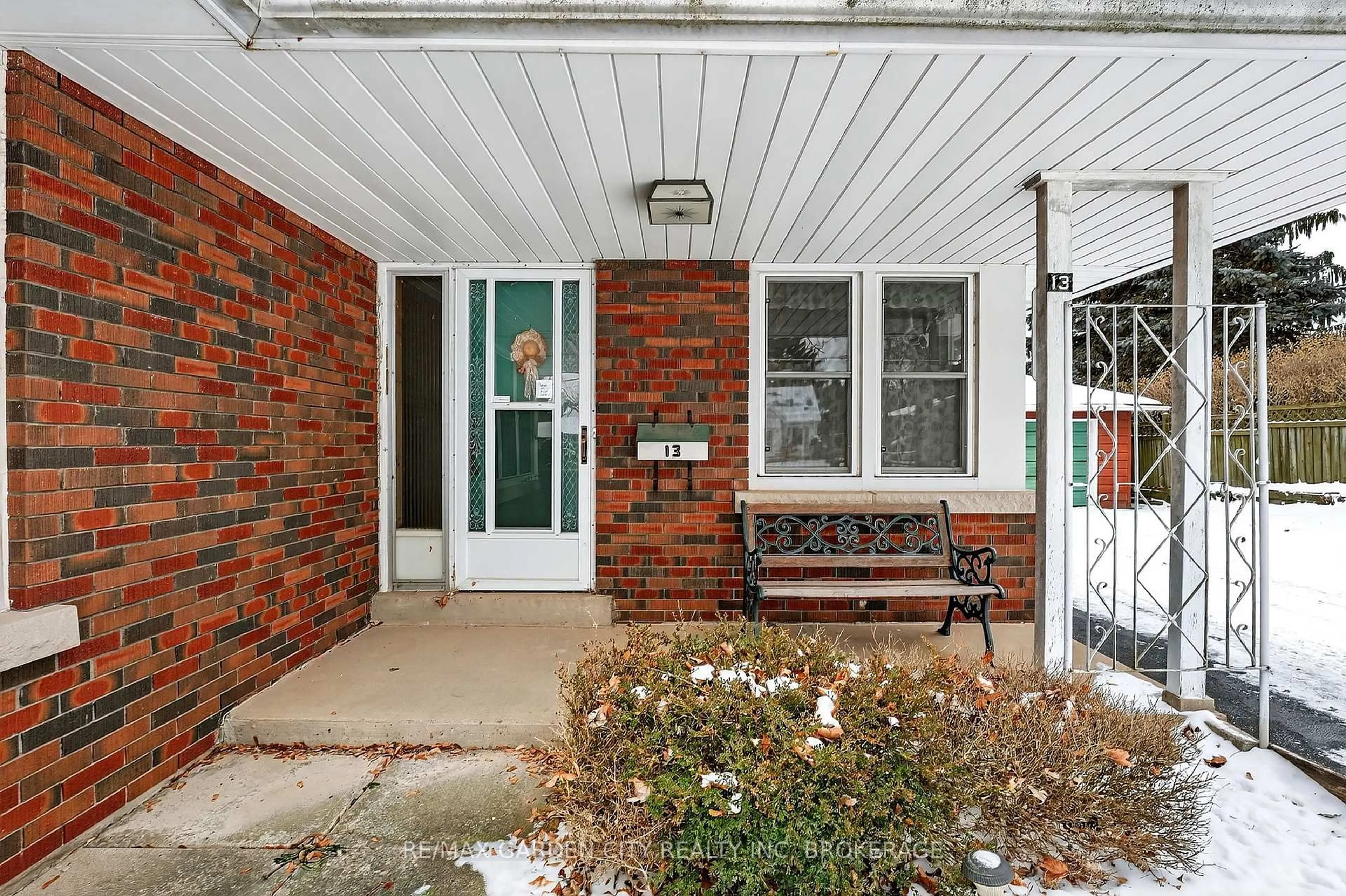 Unknown for 13 Chestnut St, Pelham Ontario L0S 1E3