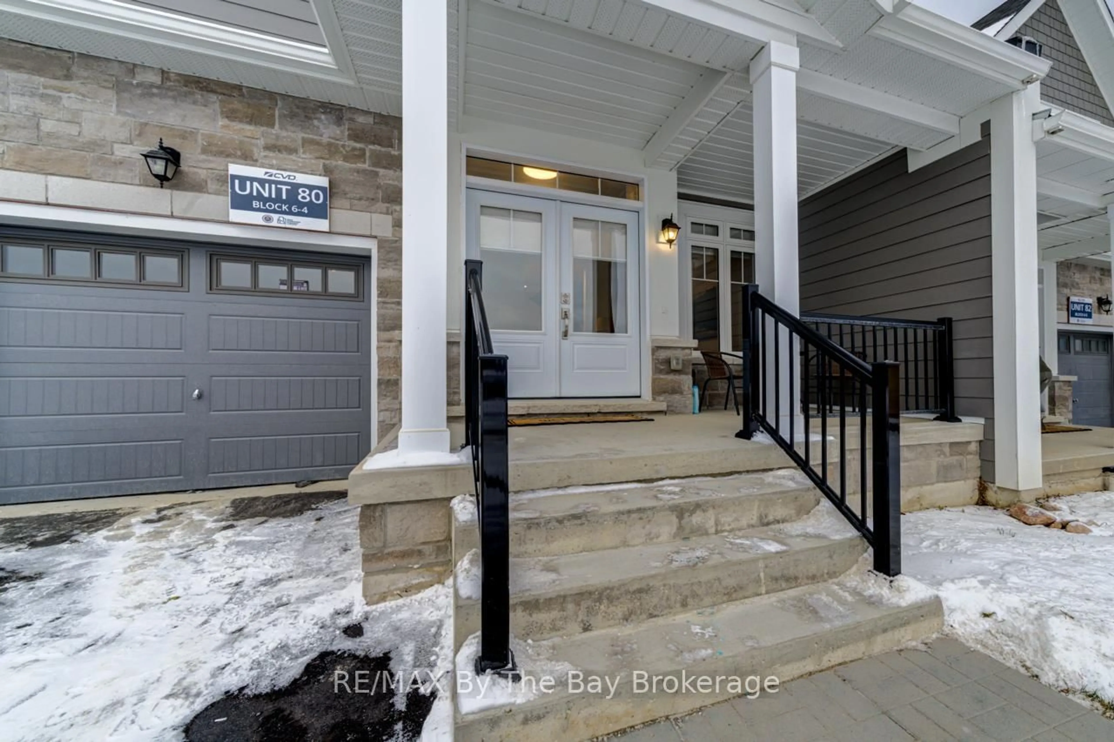 Indoor entryway for 190 Crosswinds Blvd #80, Blue Mountains Ontario L9Y 5S9