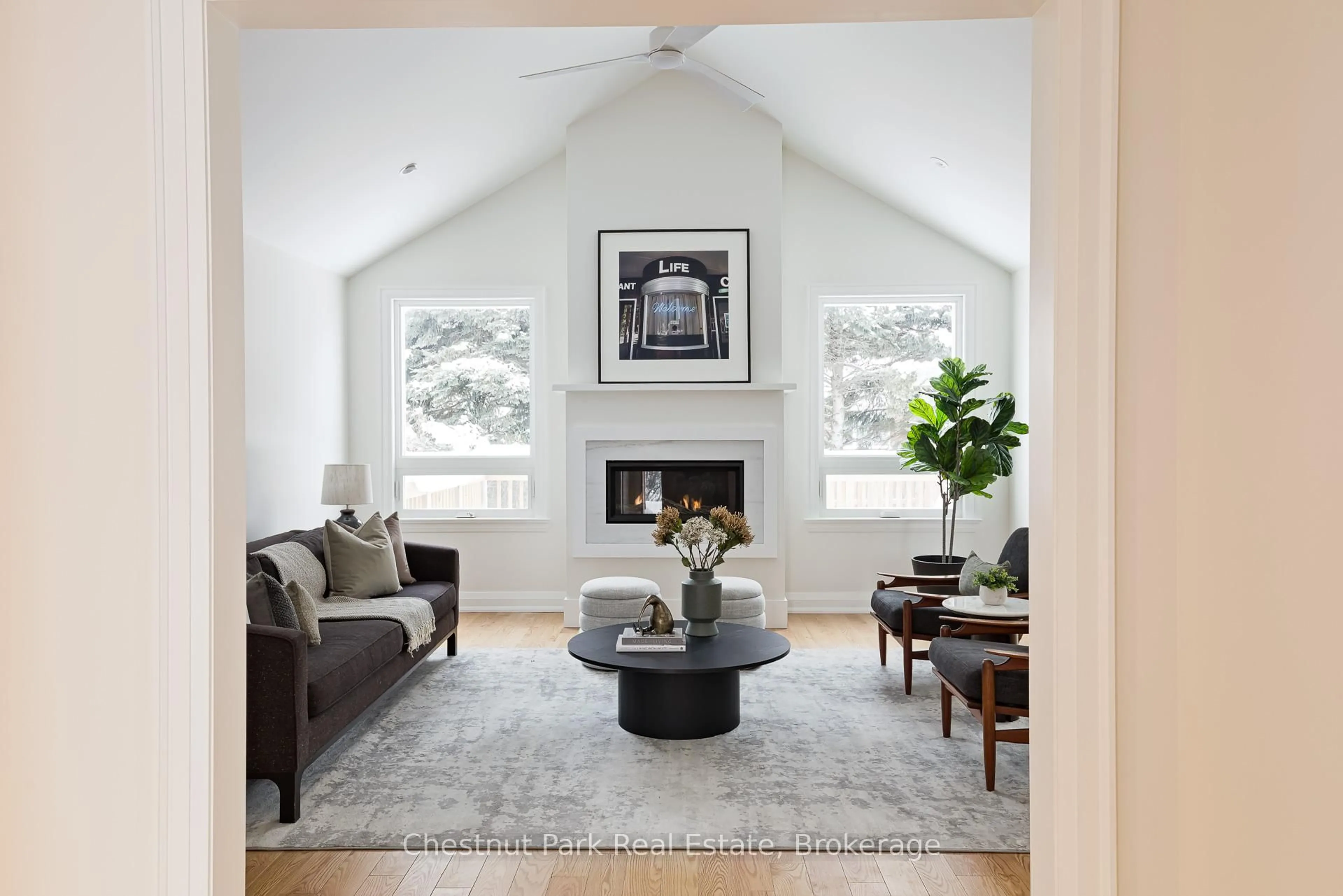 Living room with furniture, unknown for 4 Wickens Lane, Blue Mountains Ontario N0H 2P0