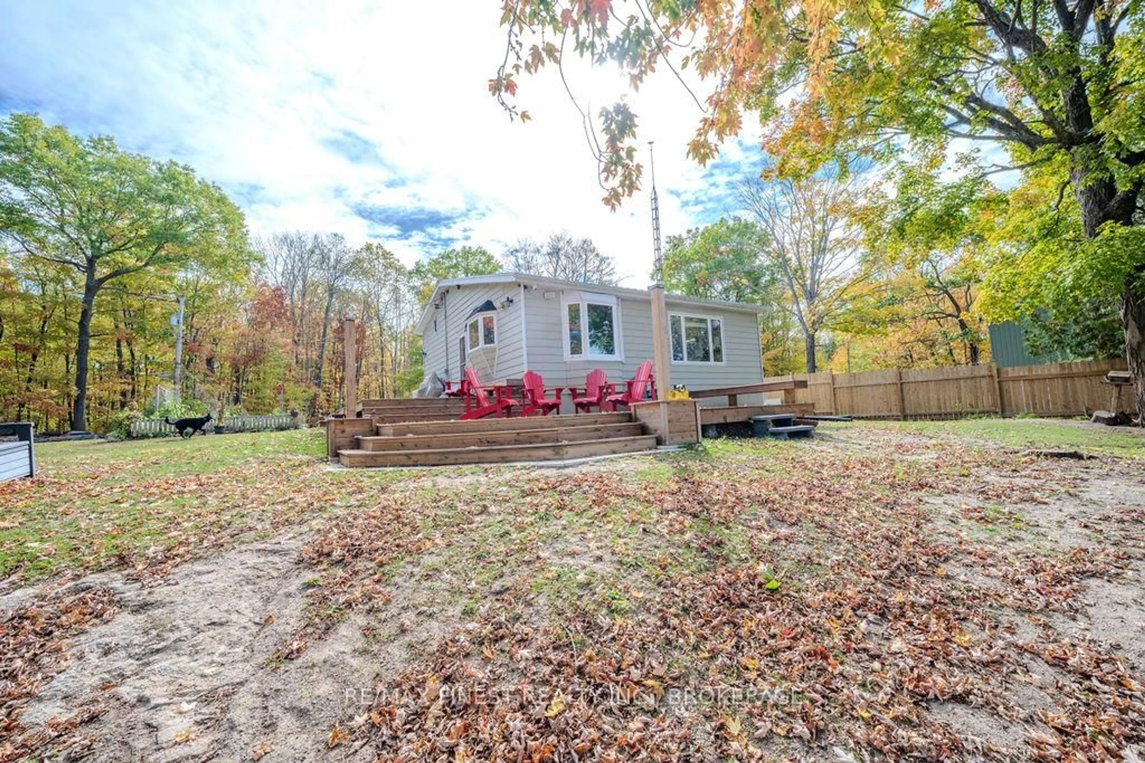 A pic from outside/outdoor area/front of a property/back of a property/a pic from drone, unknown for 1127 Perry Lane, Sydenham Ontario K0H 2T0