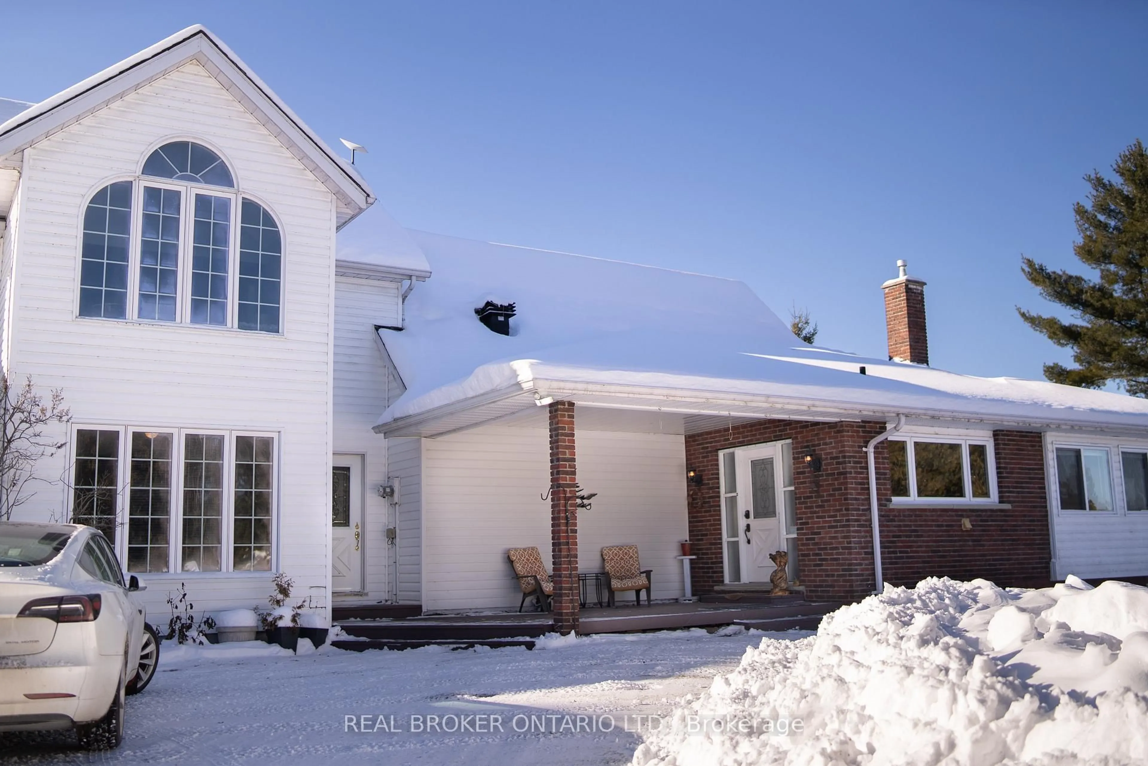 Unknown for 54 Jean St, French River Ontario P0M 1A0