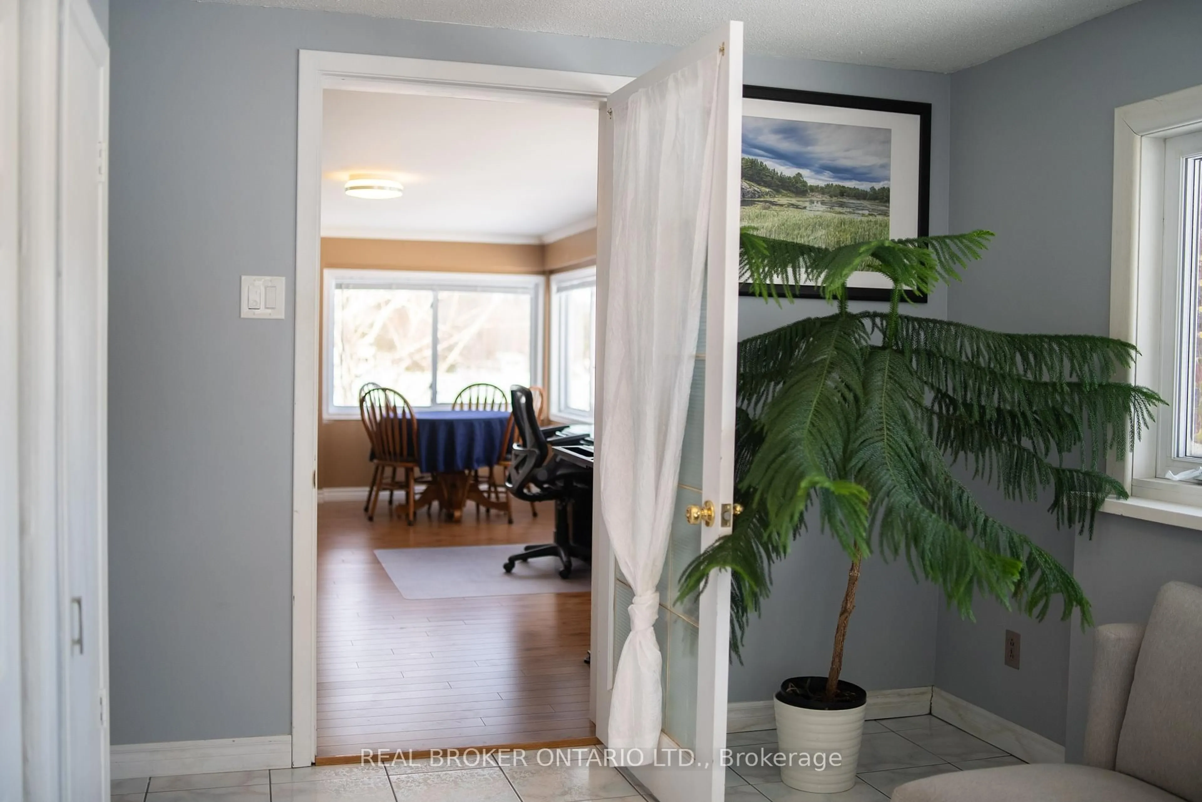 Indoor entryway for 54 Jean St, French River Ontario P0M 1A0