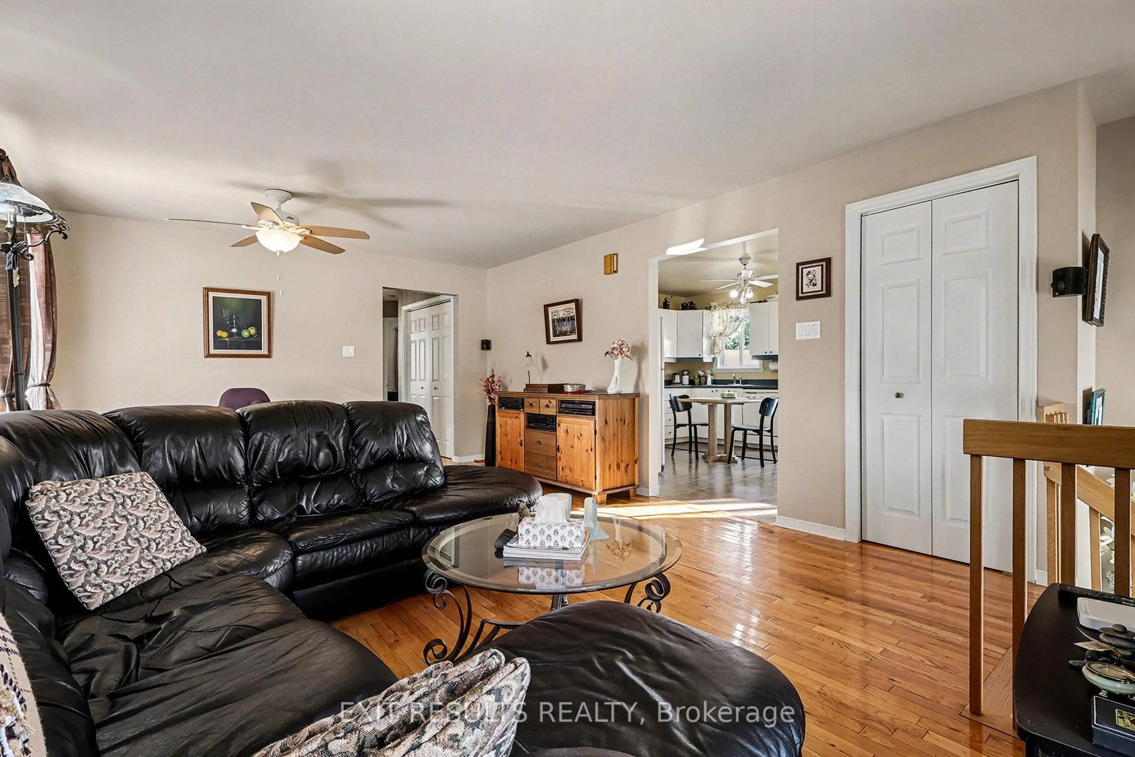 Living room with furniture, unknown for 245 Ivan Cres, Cornwall Ontario K6H 7G6